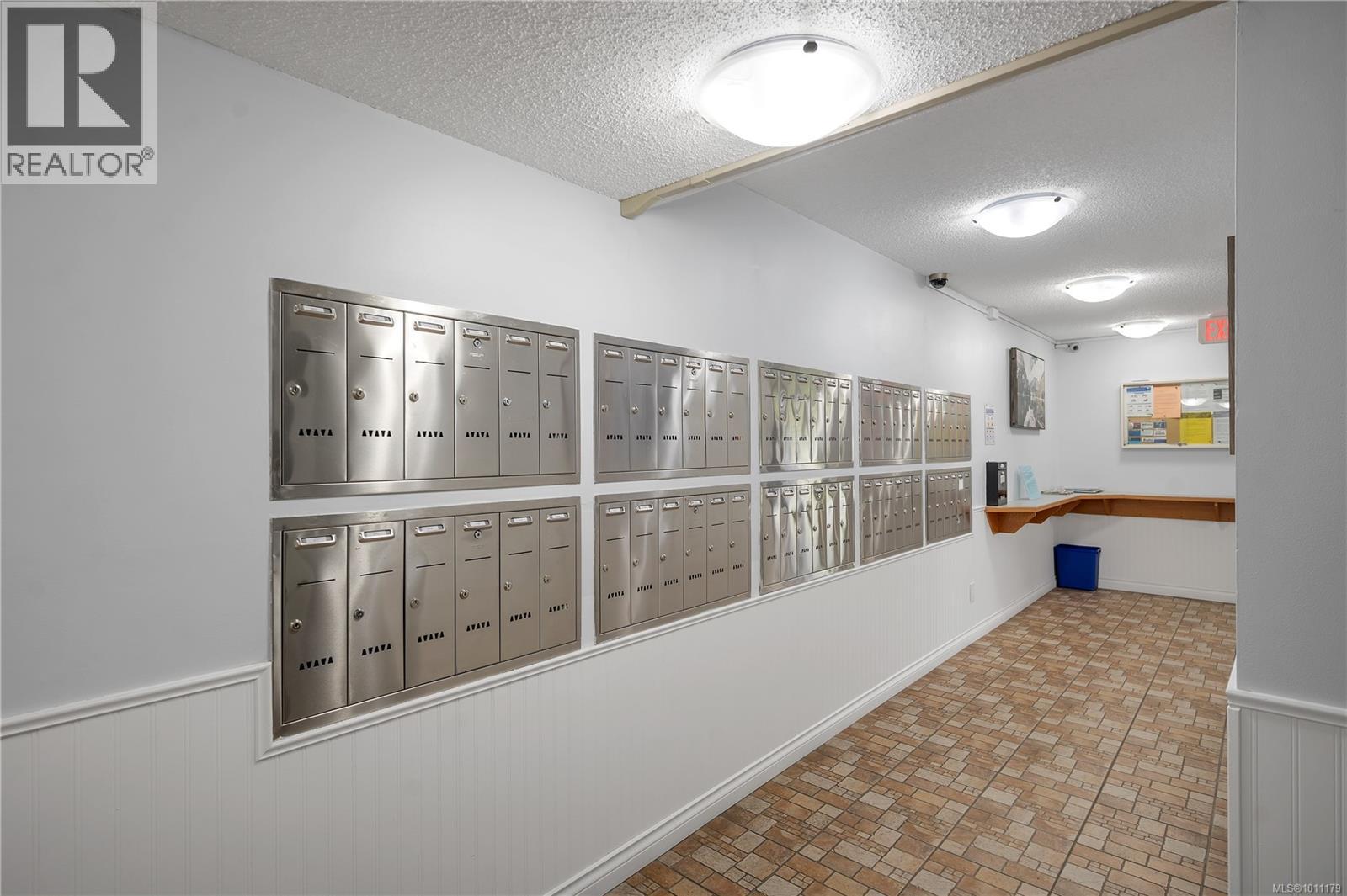 201 585 Dogwood St S, Campbell River