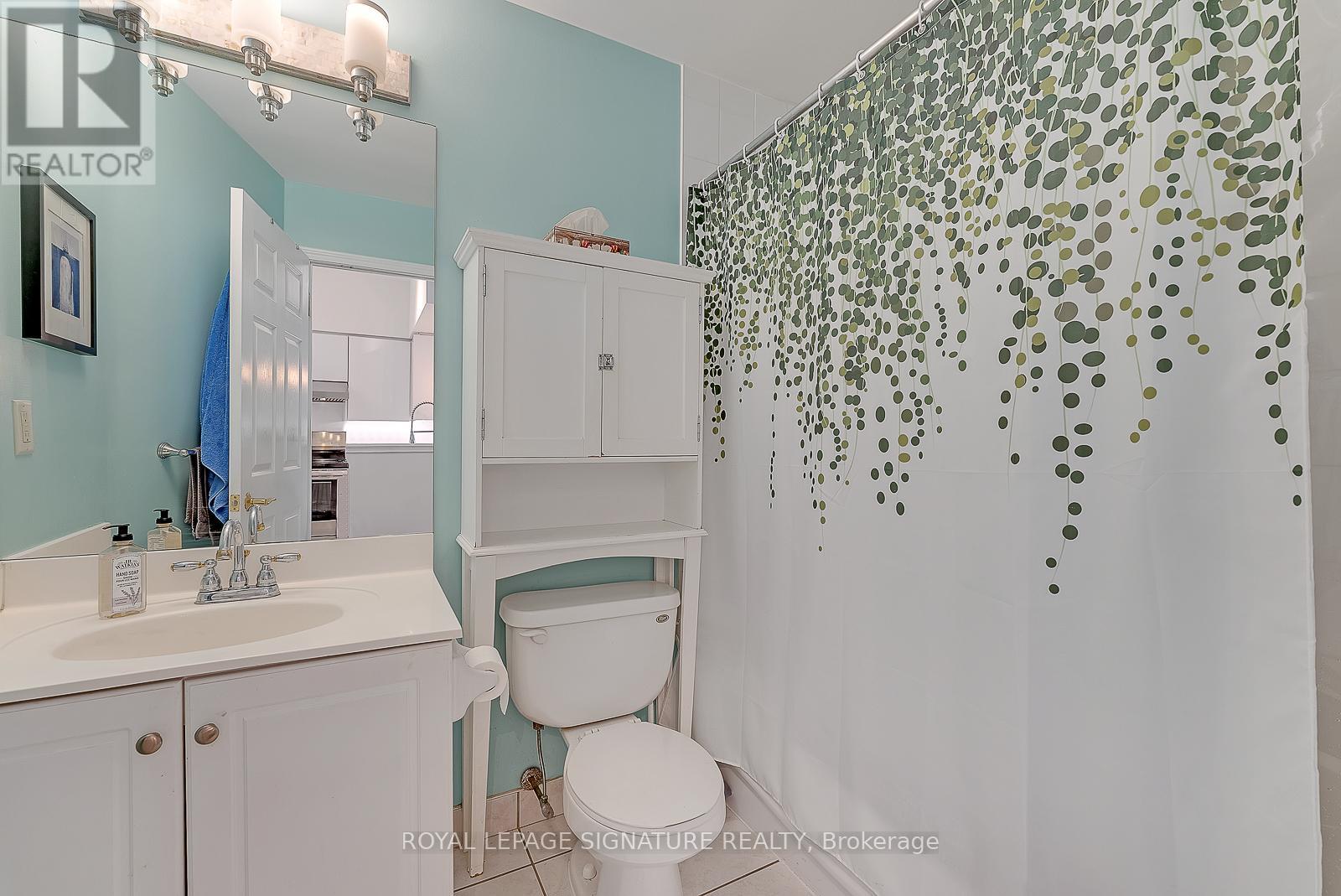 Photo 14 of 307 115 Richmond Street E, Toronto ON