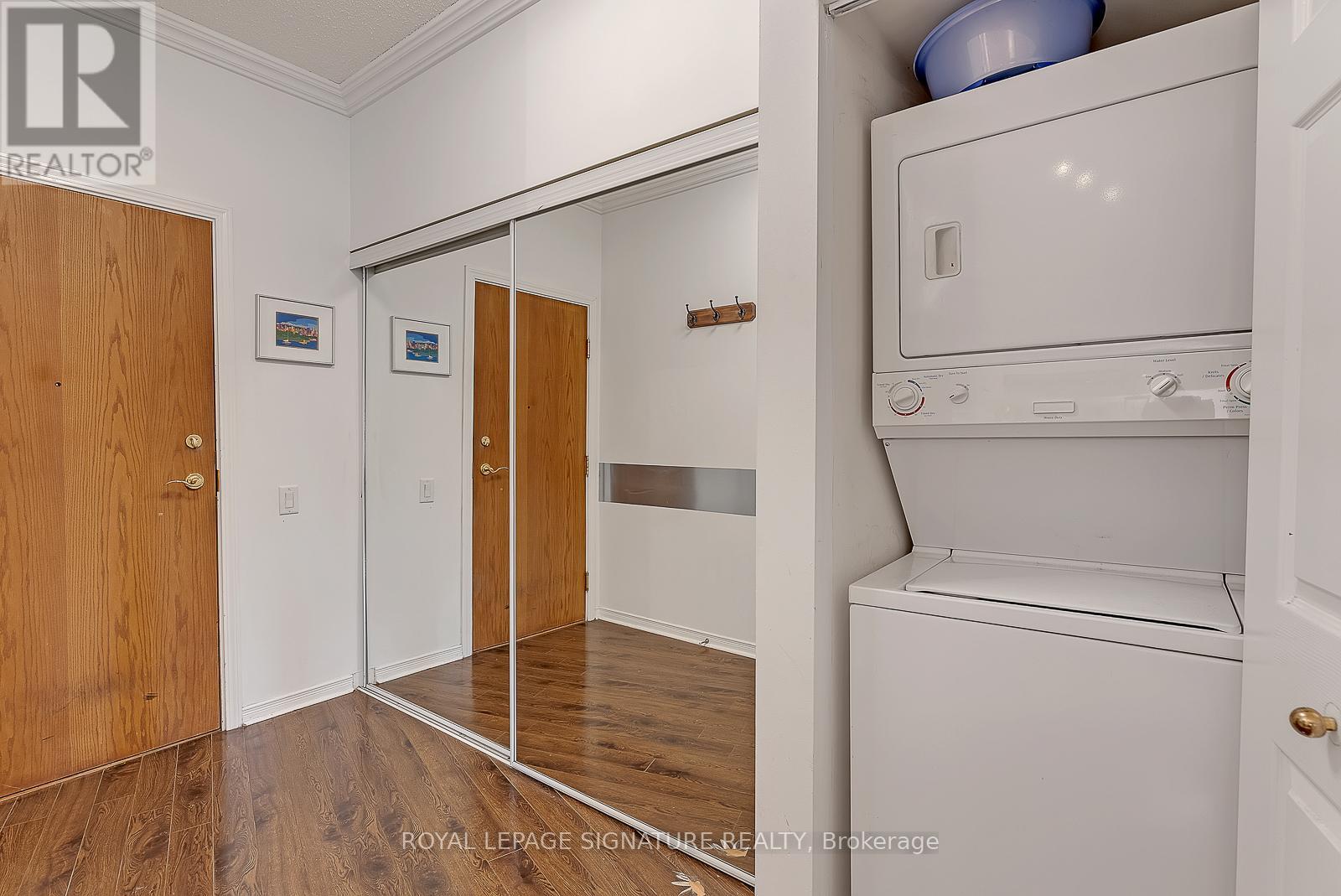 Photo 17 of 307 115 Richmond Street E, Toronto ON