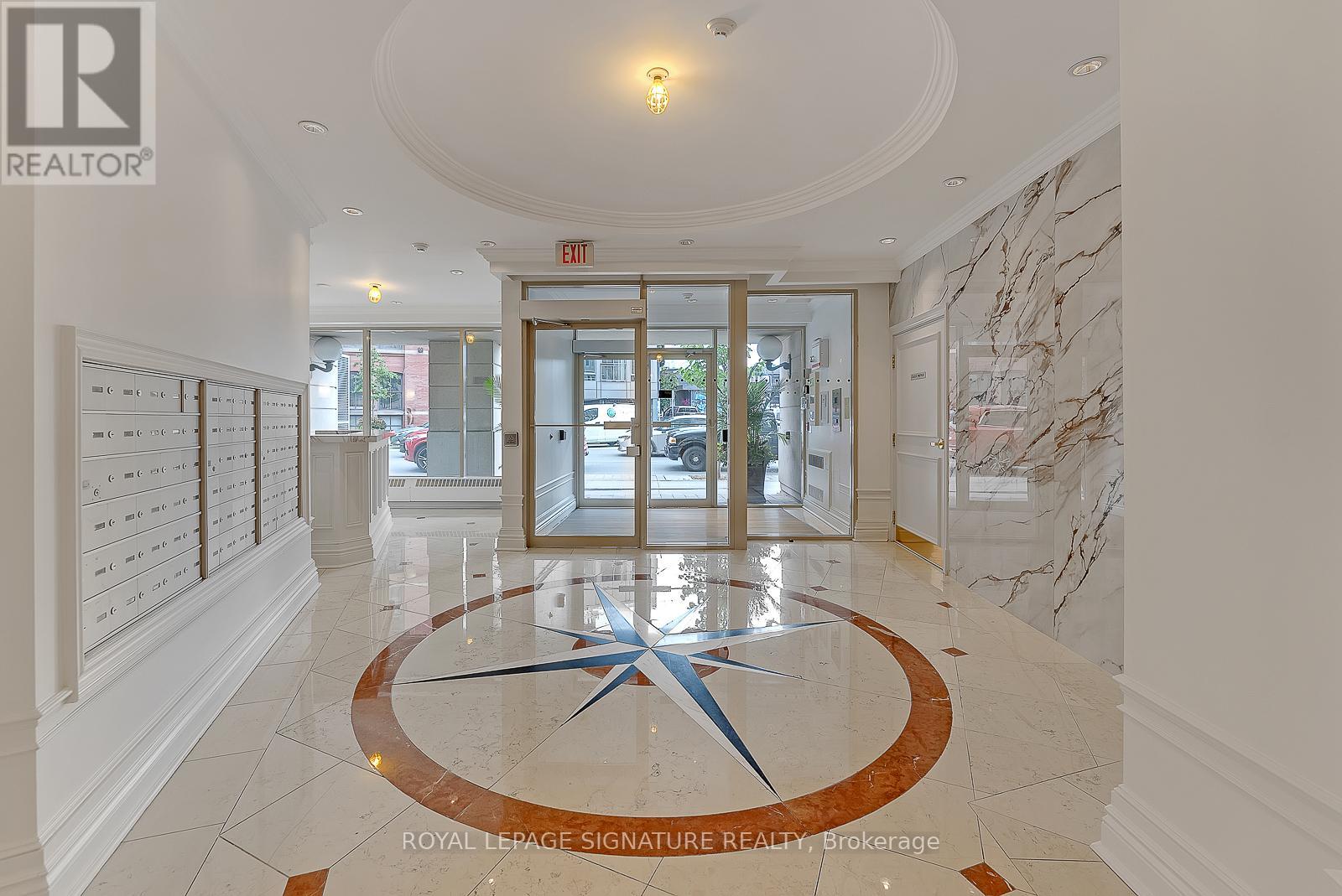 Photo 16 of 307 115 Richmond Street E, Toronto ON