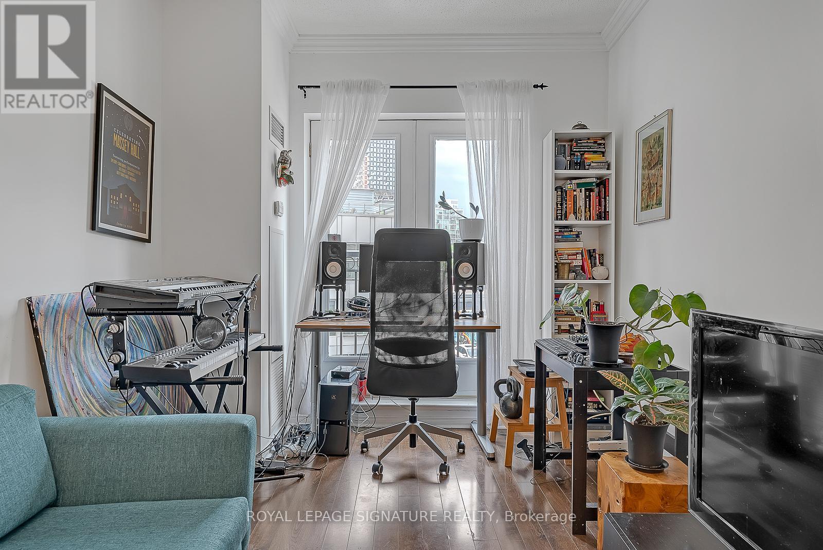 Photo 15 of 307 115 Richmond Street E, Toronto ON