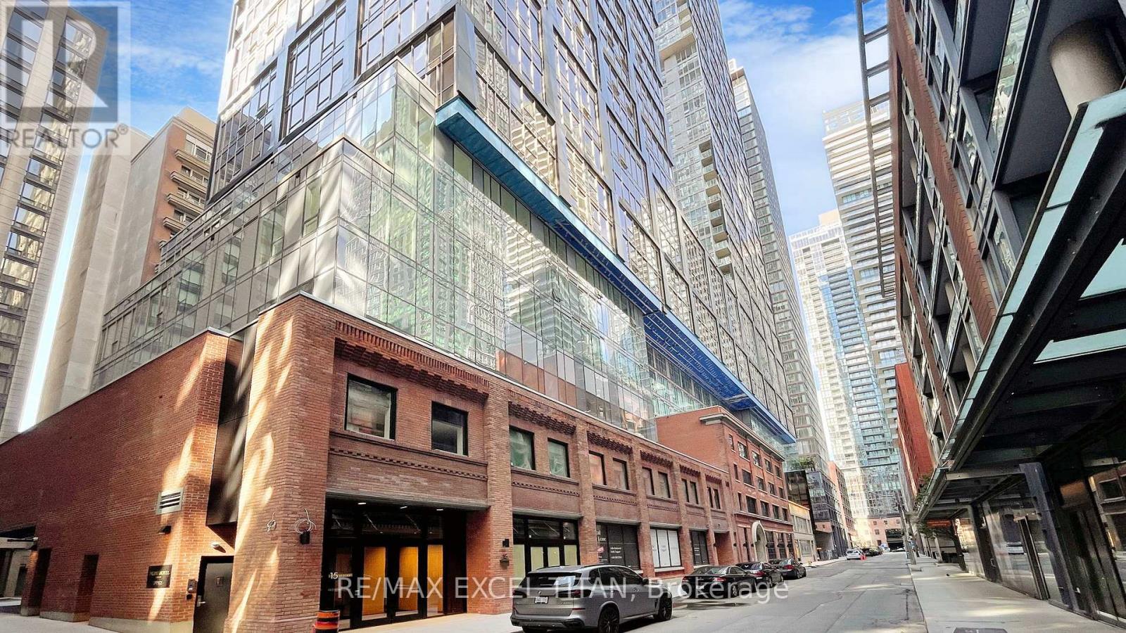 Photo 11 of 3304 15 Mercer Street, Toronto ON
