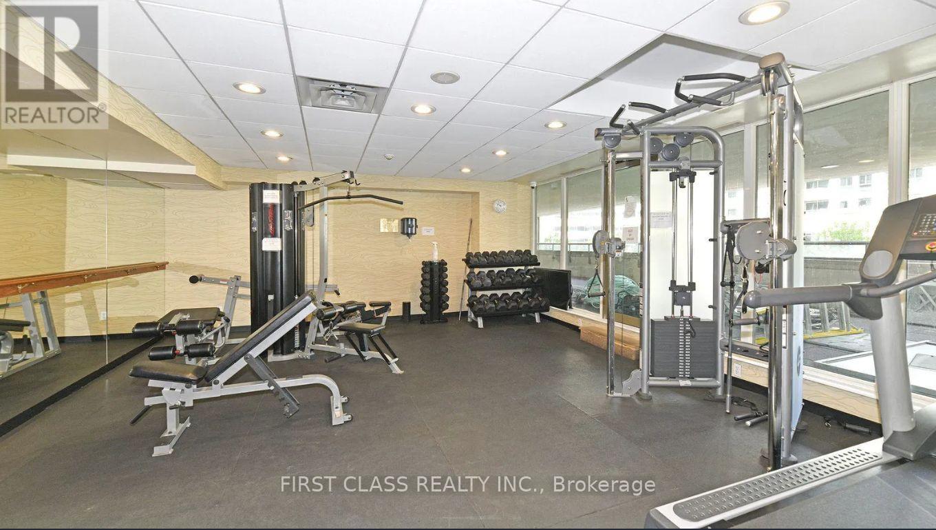Photo 5 of 710 750 Bay Street, Toronto ON