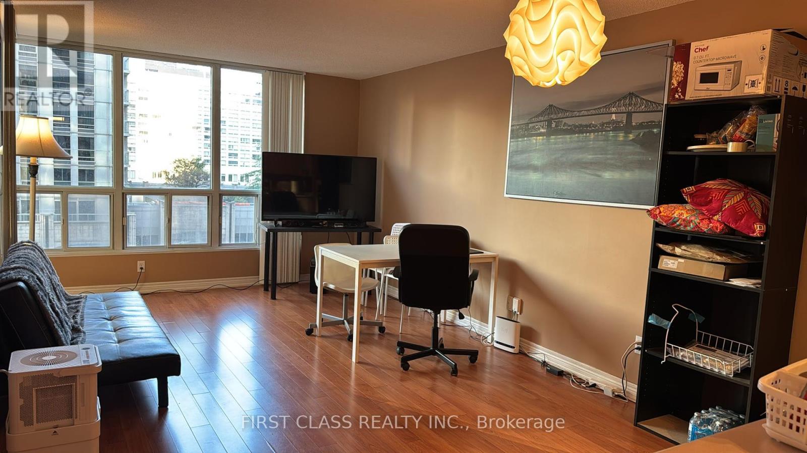 Photo 17 of 710 750 Bay Street, Toronto ON