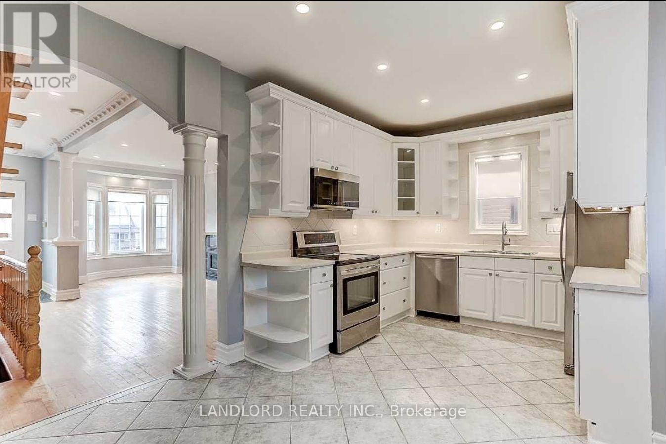 Photo 16 of 34 Jesmond Avenue, Toronto ON