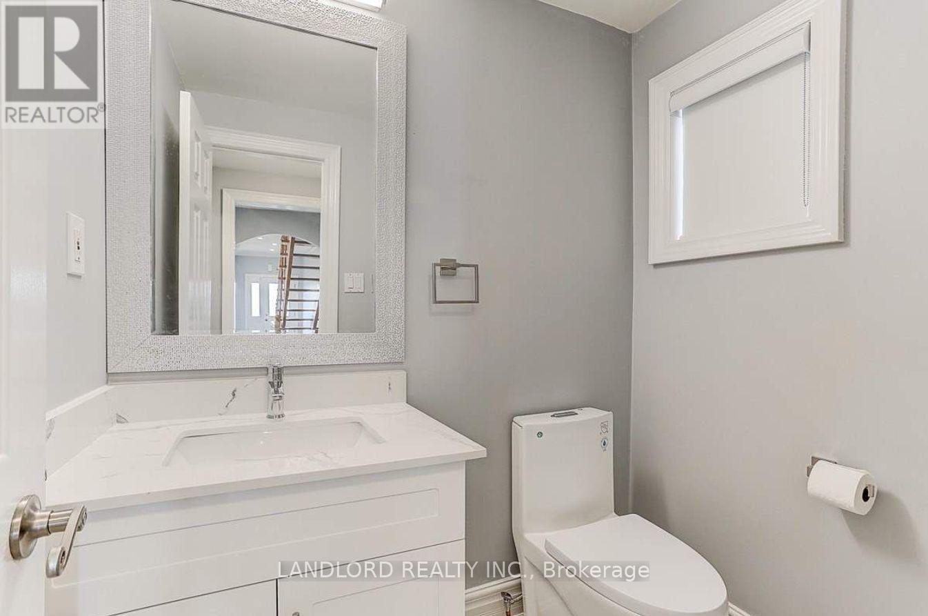 Photo 24 of 34 Jesmond Avenue, Toronto ON