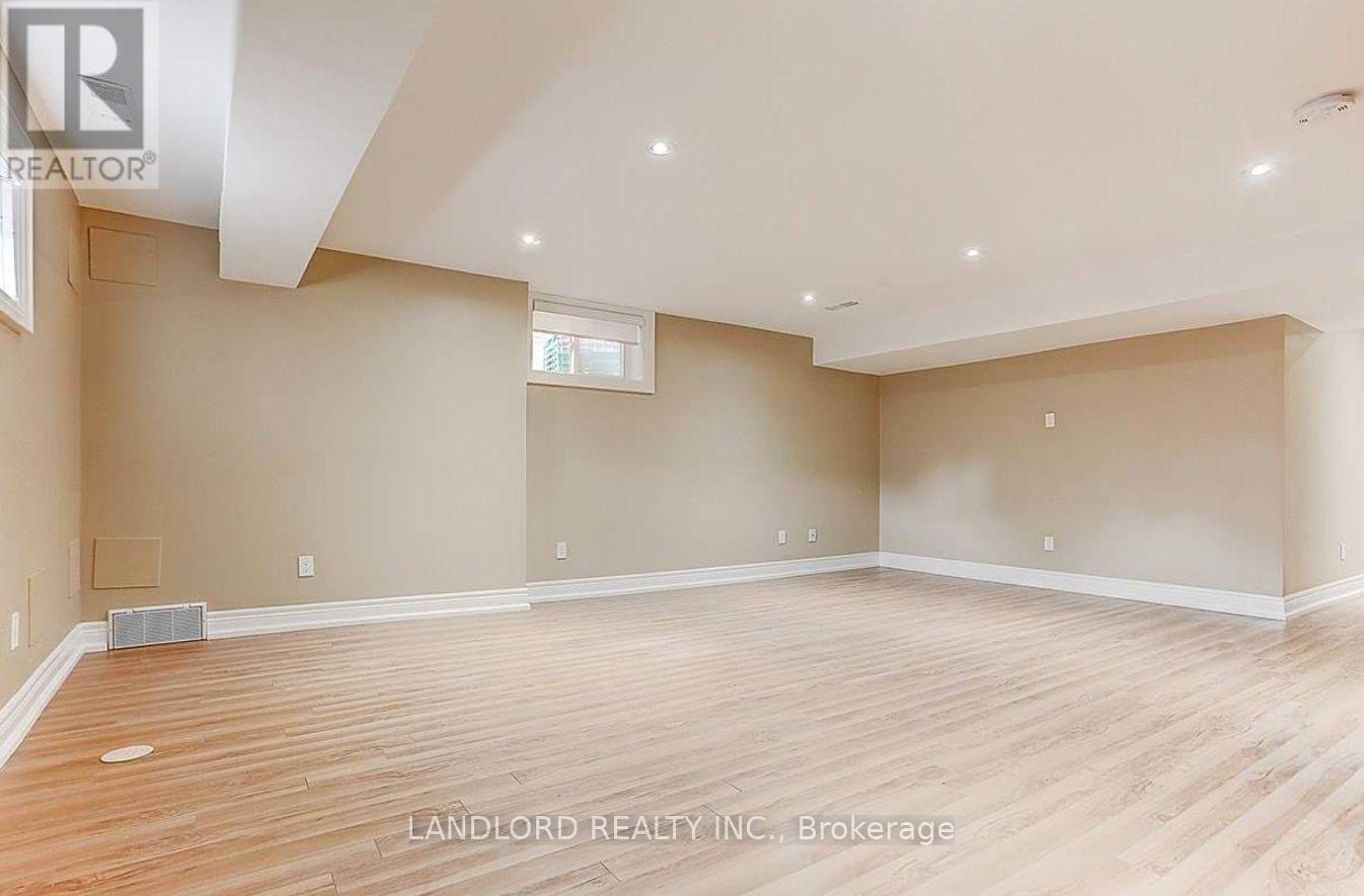 Photo 39 of 34 Jesmond Avenue, Toronto ON