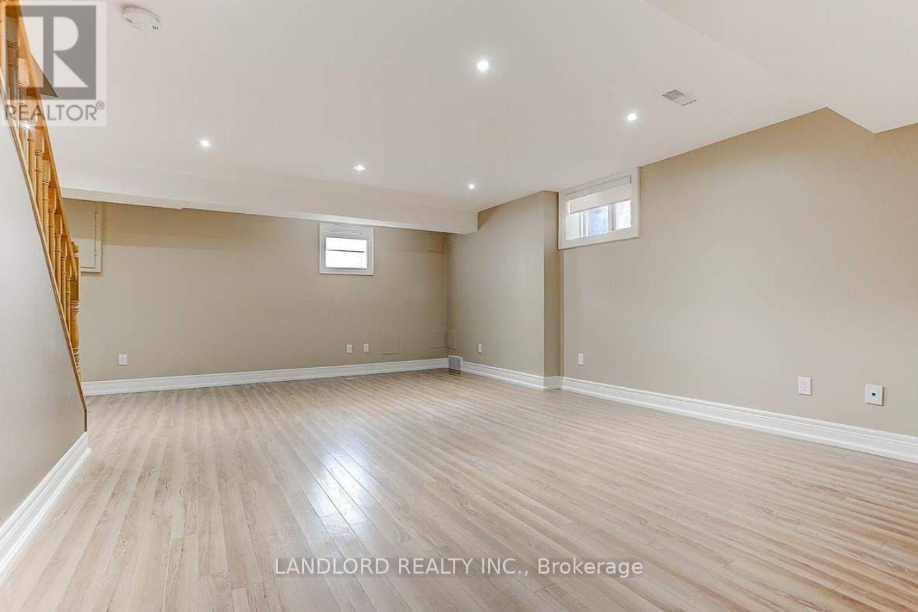 Photo 31 of 34 Jesmond Avenue, Toronto ON