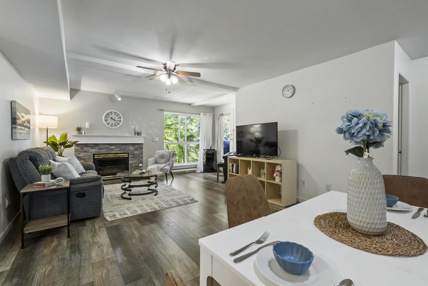 Photo 8 of 202 14980 101 A Avenue, Surrey BC