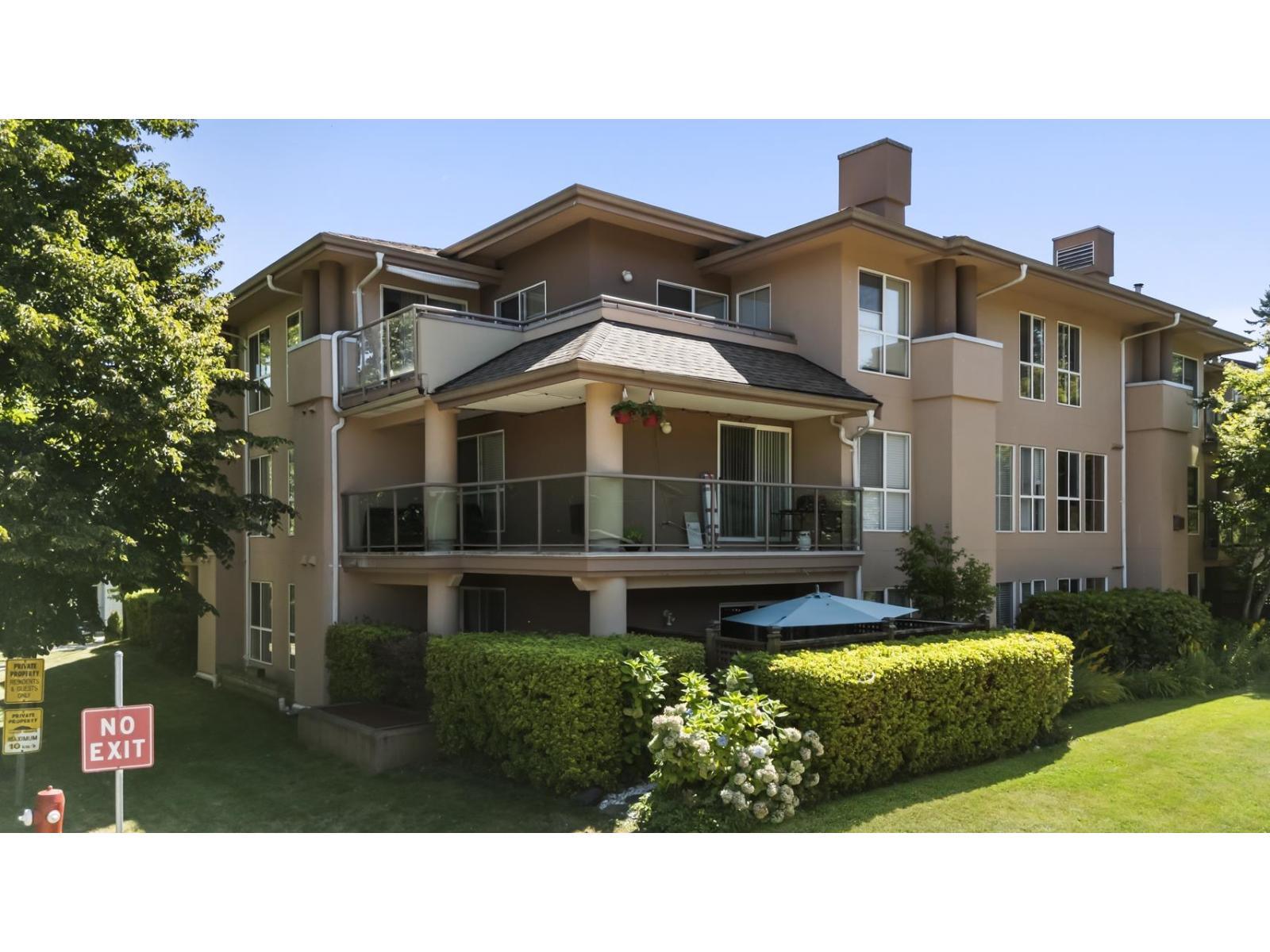 Photo 31 of 202 14980 101 A Avenue, Surrey BC