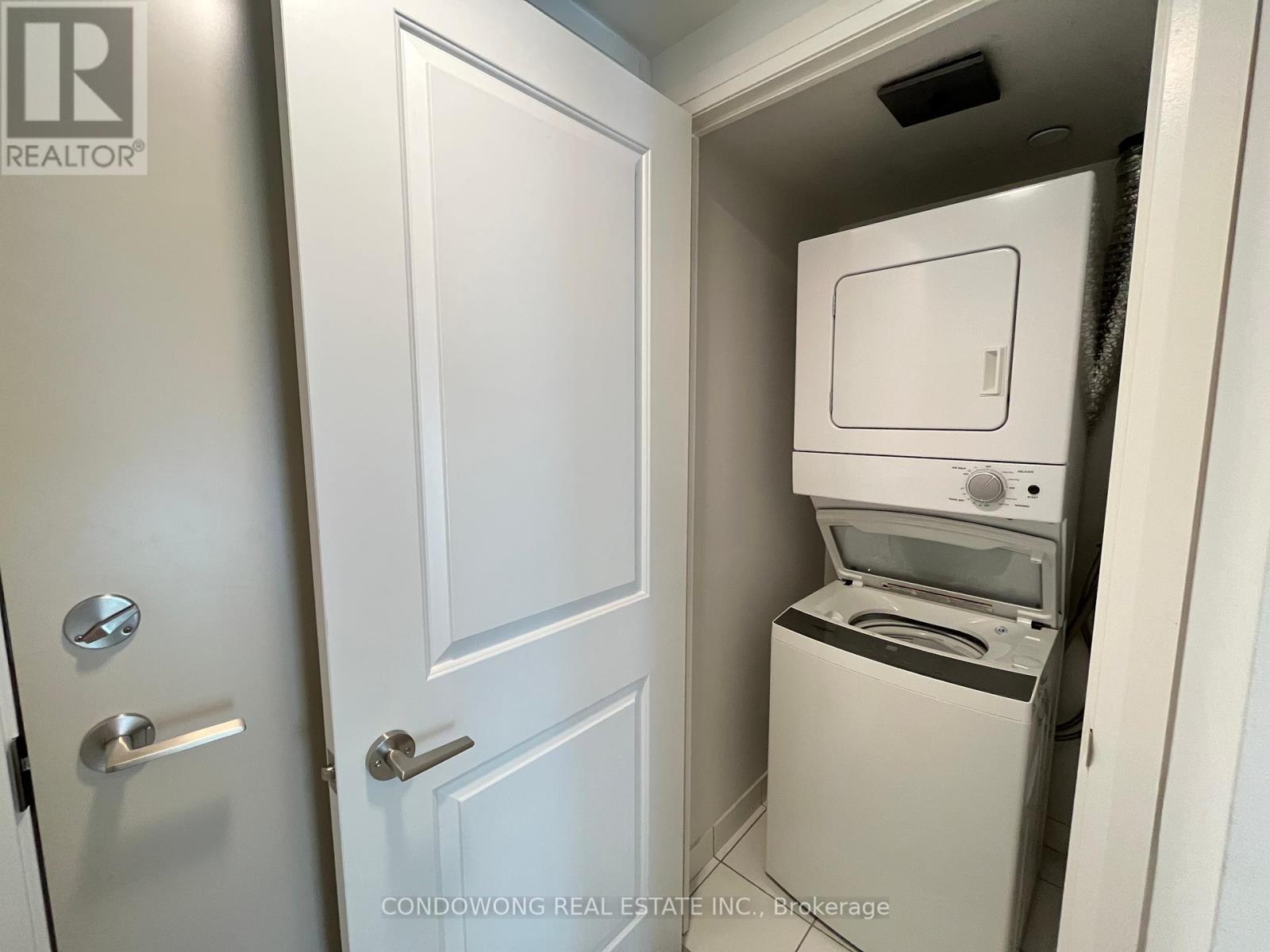 Photo 8 of 408 30 Meadowglen Place, Toronto ON