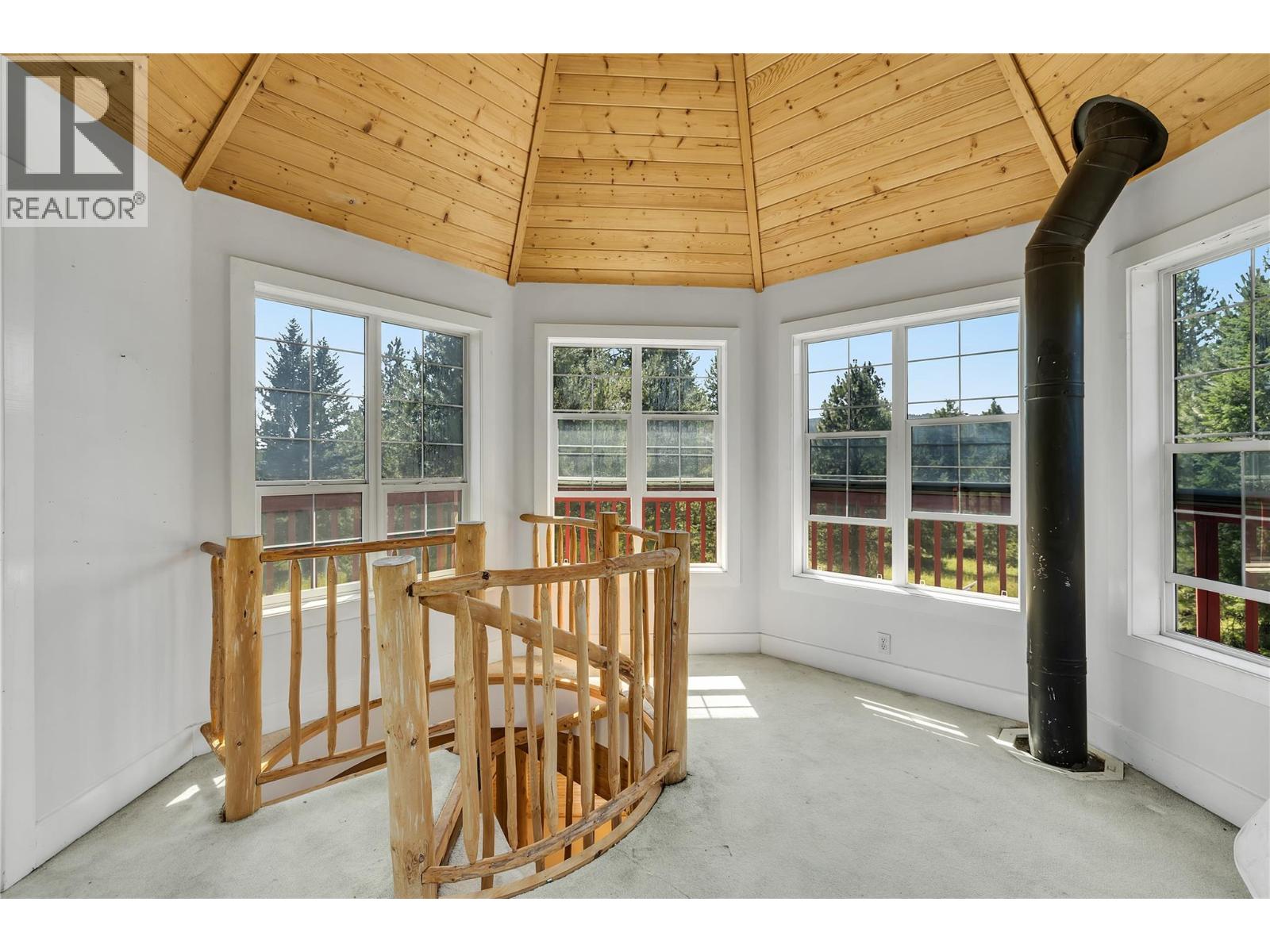 6055 Kettle River Forest Service Road E, Westbridge