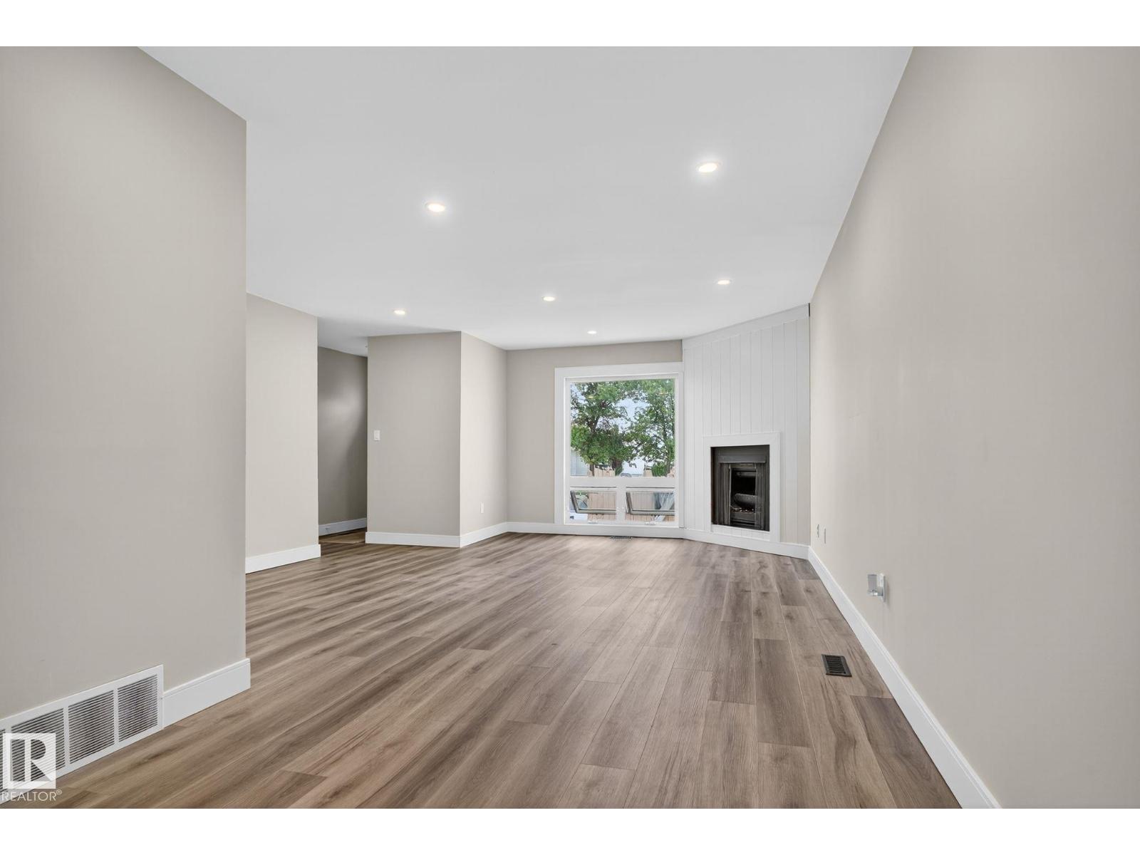 Photo 21 of 197 Marlborough Pl Nw, Edmonton AB