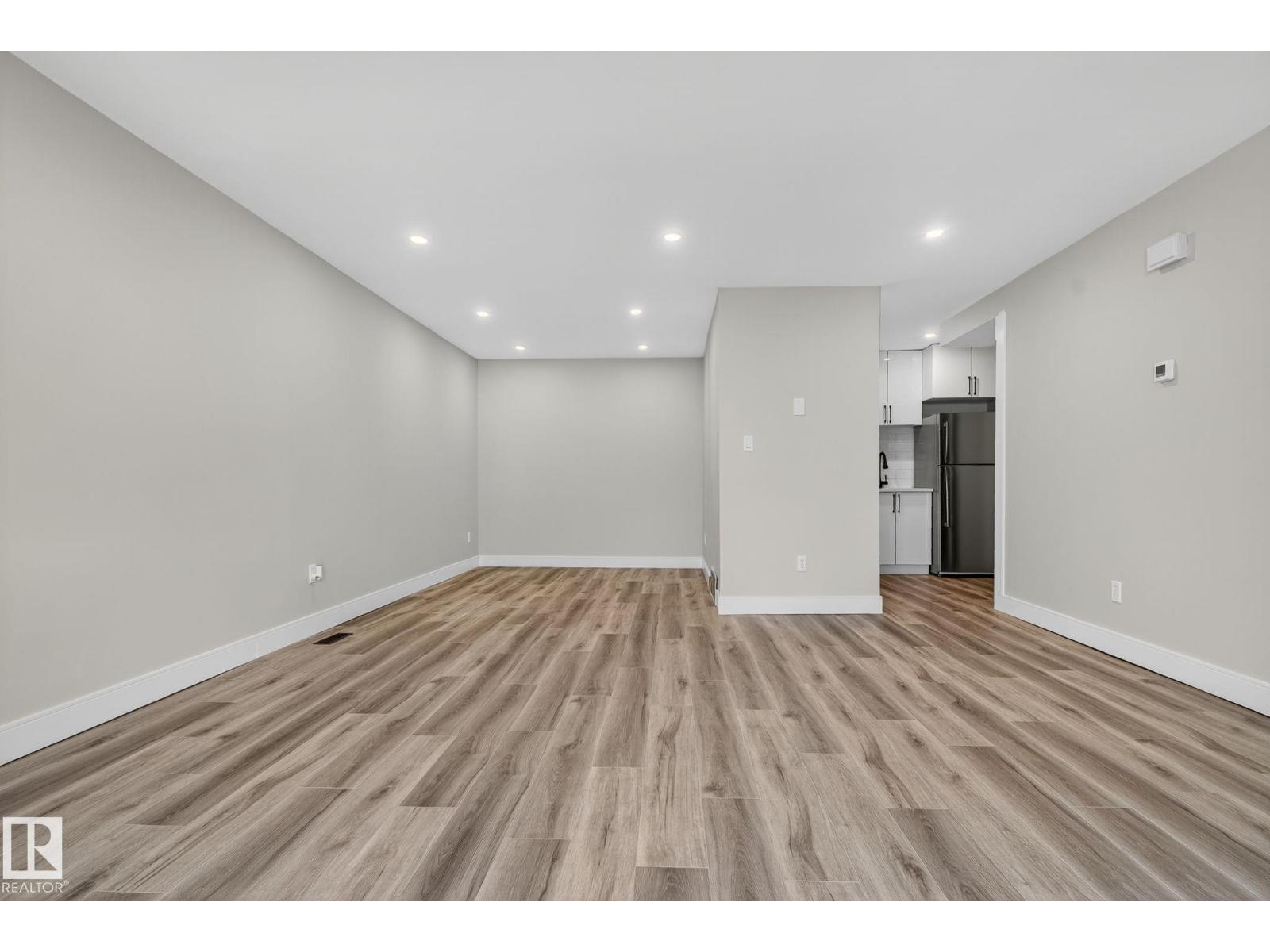 Photo 4 of 197 Marlborough Pl Nw, Edmonton AB