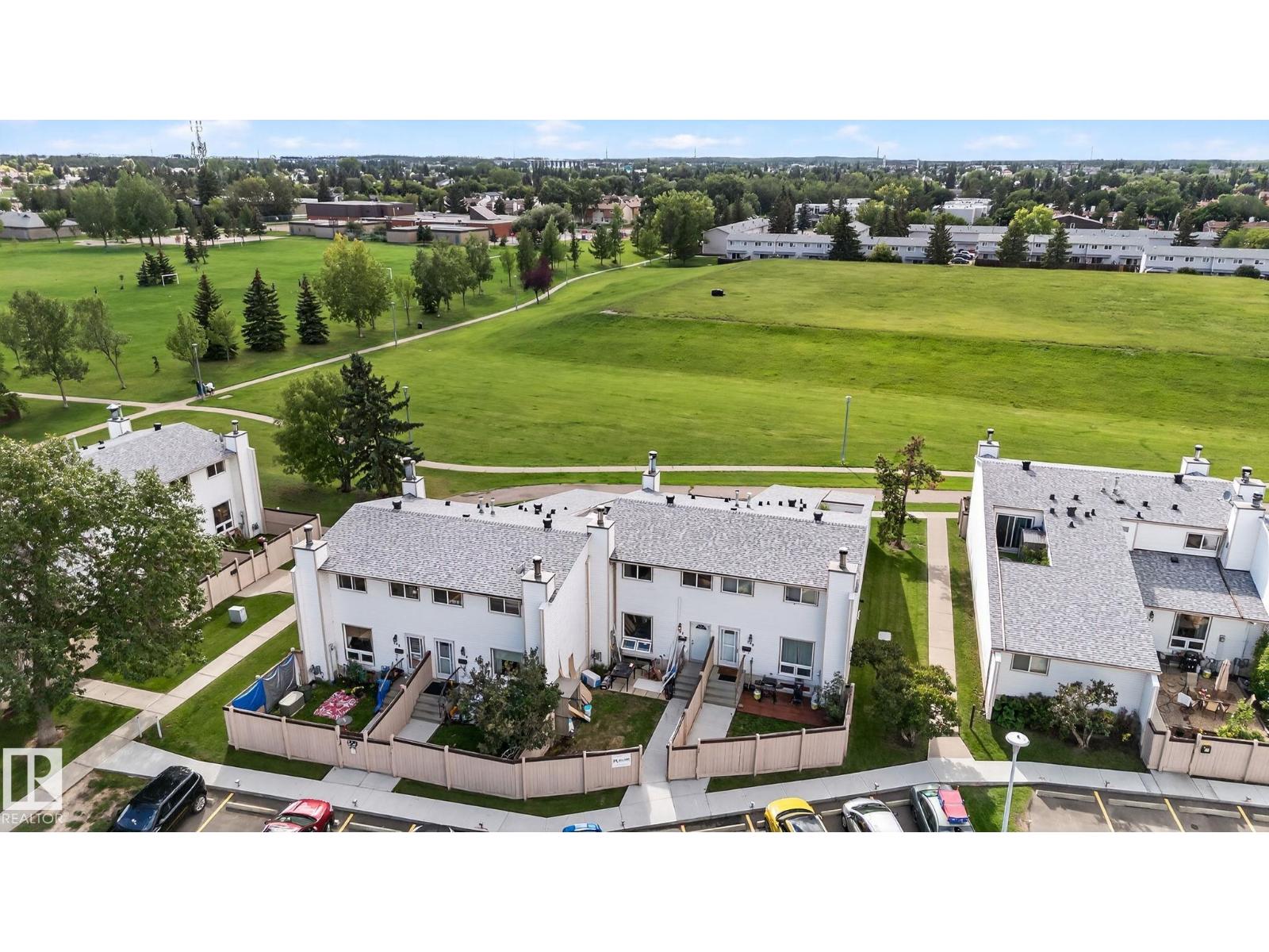 Photo 6 of 197 Marlborough Pl Nw, Edmonton AB