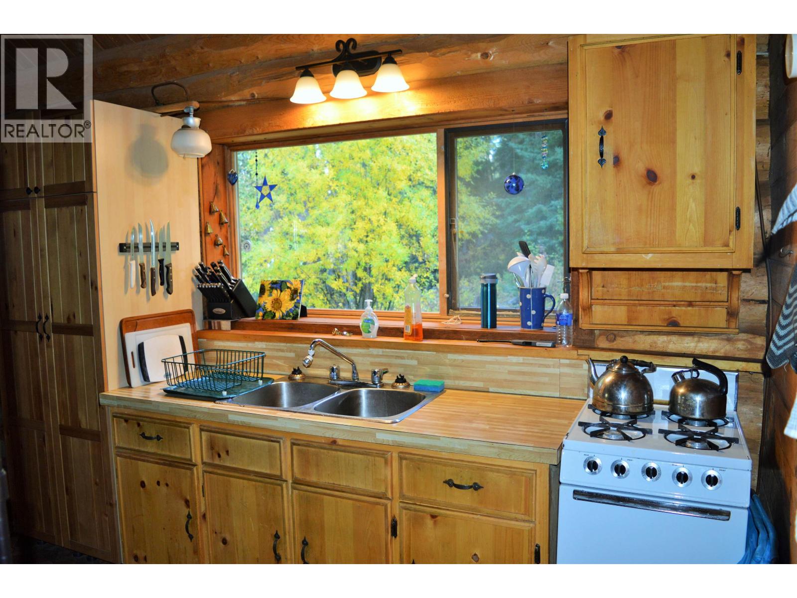 1665 BRADLEY CREEK ROAD, Forest Grove