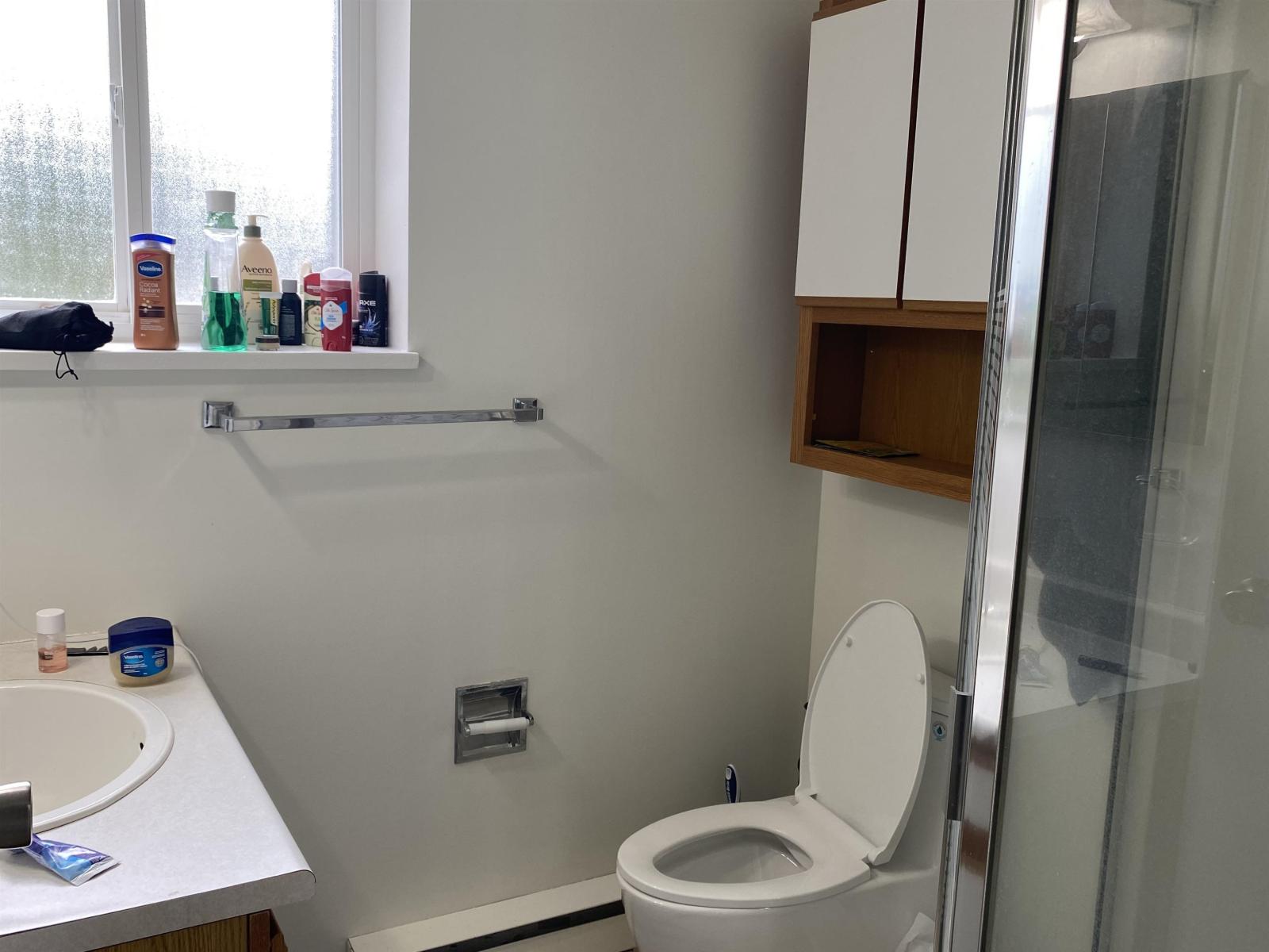 Photo 33 of 13728 Blackburn Avenue, White Rock BC