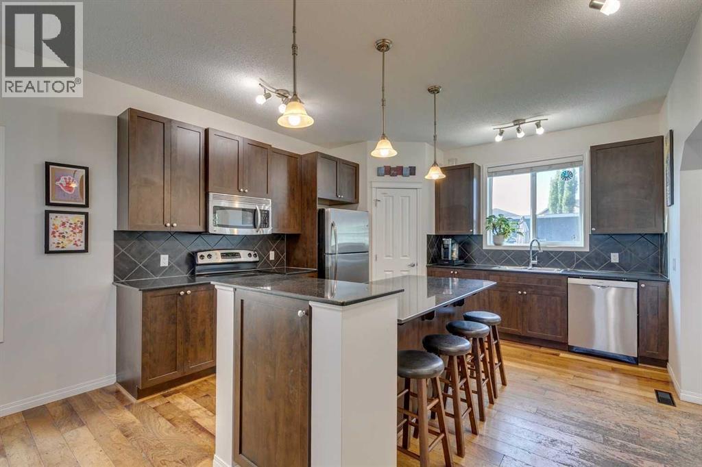 Single Family House for Sale in  Silverado Plains Manor SW Silverado Calgary 