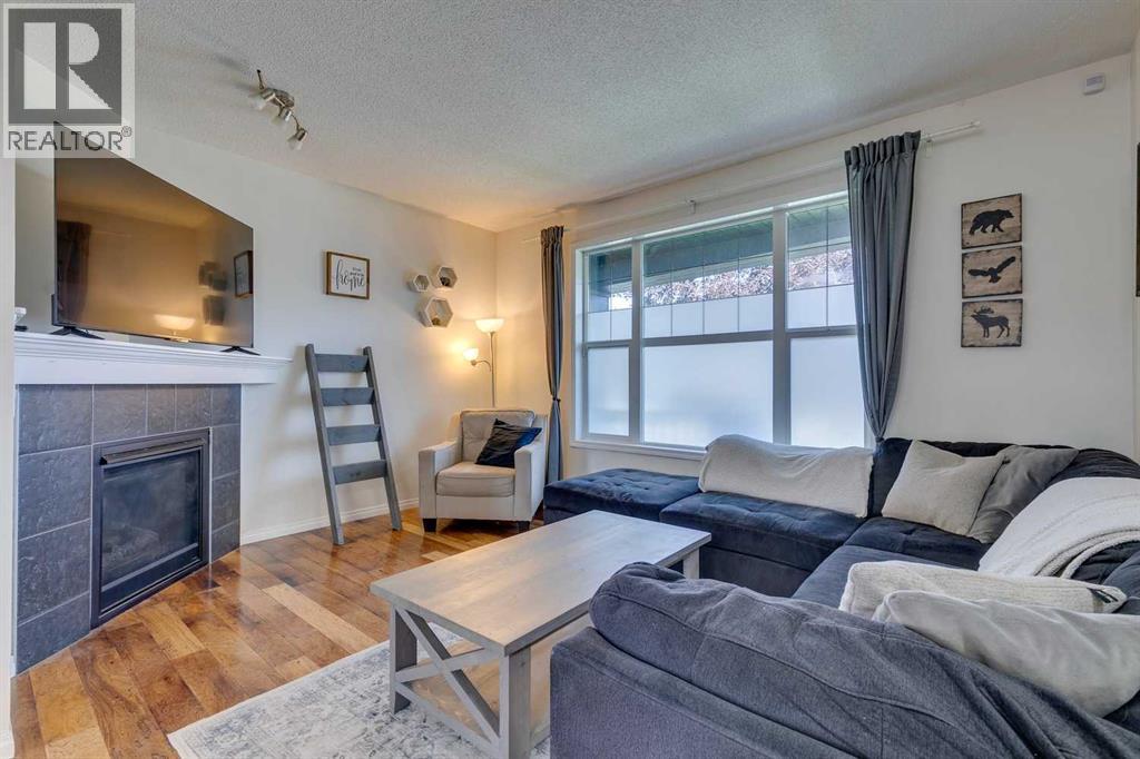 Single Family House for Sale in  Silverado Plains Manor SW Silverado Calgary 