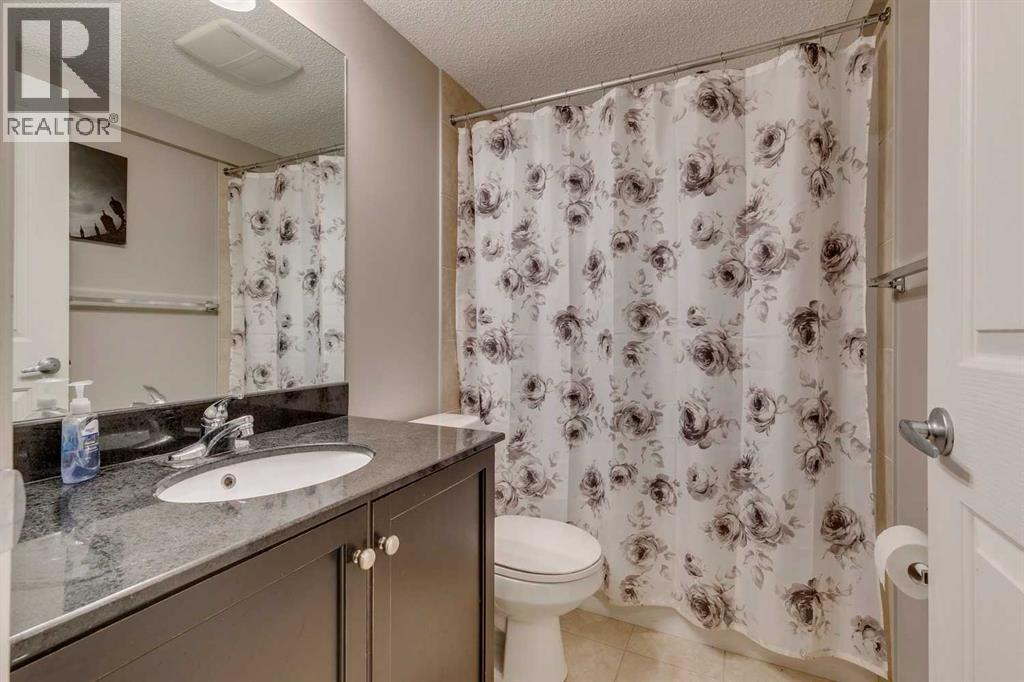 Single Family House for Sale in  Silverado Plains Manor SW Silverado Calgary 