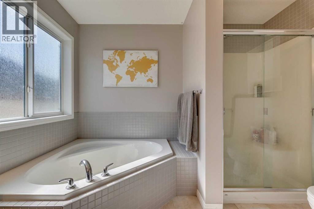Single Family House for Sale in  Silverado Plains Manor SW Silverado Calgary 