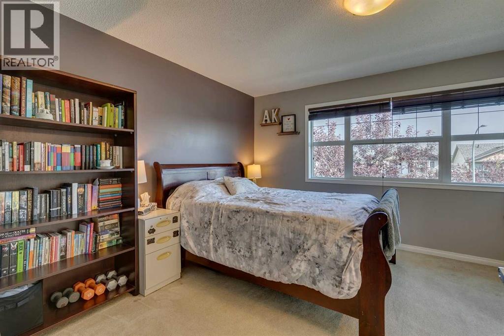 Single Family House for Sale in  Silverado Plains Manor SW Silverado Calgary 