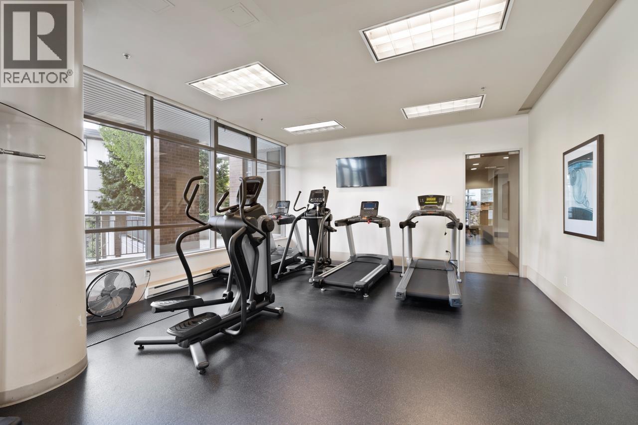 Photo 12 of 302 4868 Brentwood Drive, Burnaby BC
