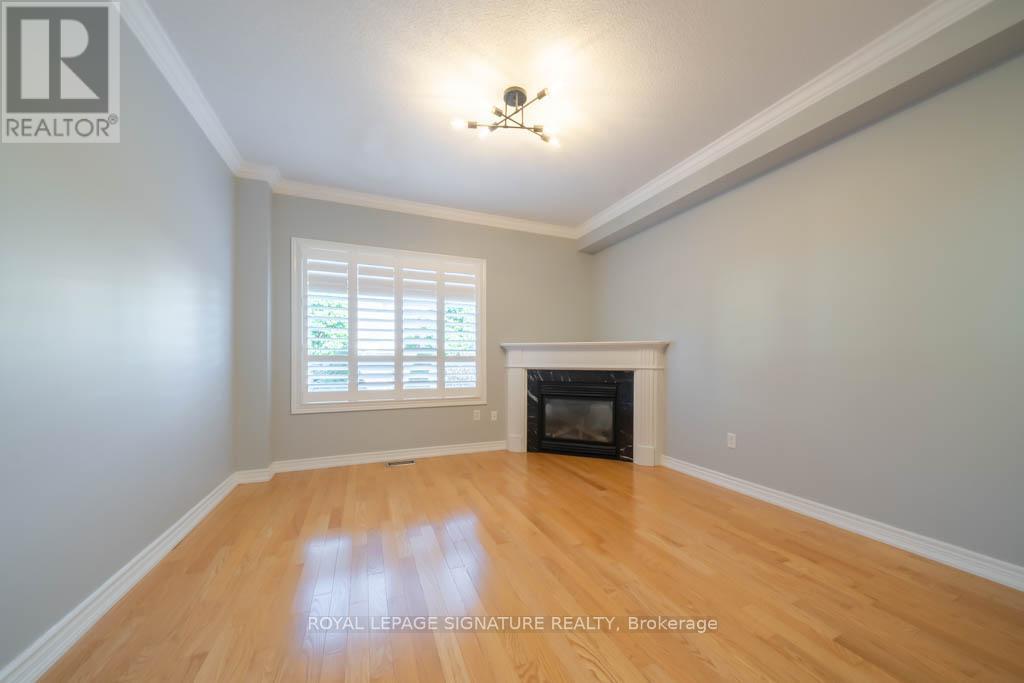 Photo 18 of 1479 Liverpool Street, Oakville ON