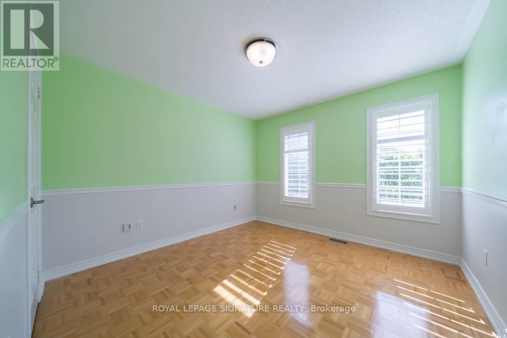 Photo 10 of 1479 Liverpool Street, Oakville ON