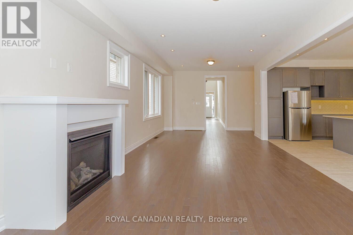 Photo 10 of 617 Fullum Landing, Milton ON