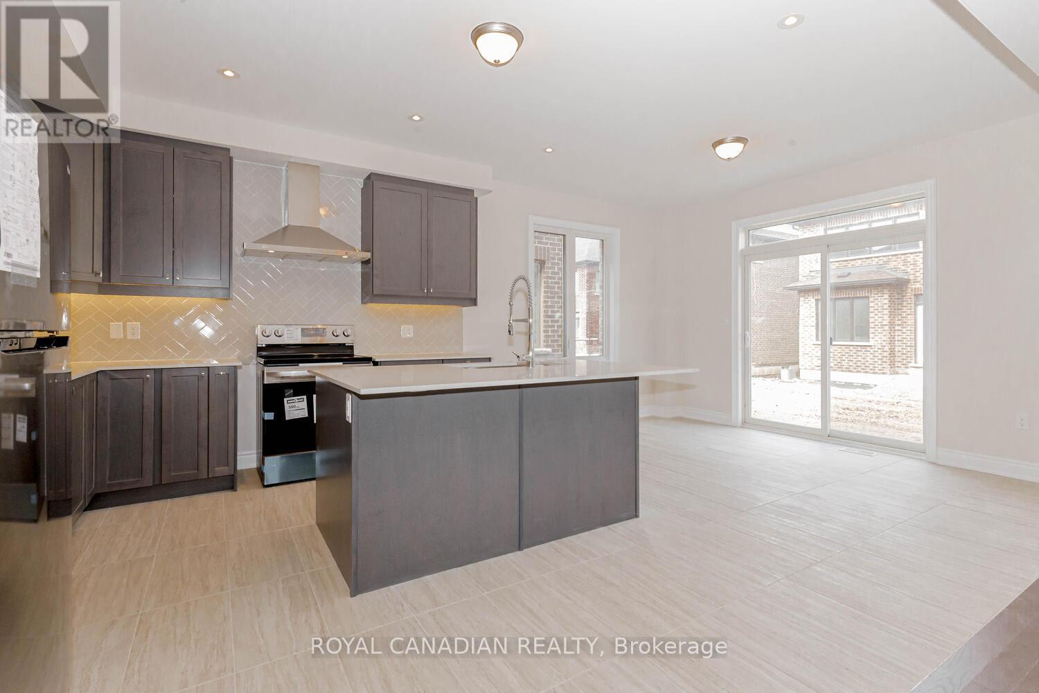 Photo 8 of 617 Fullum Landing, Milton ON