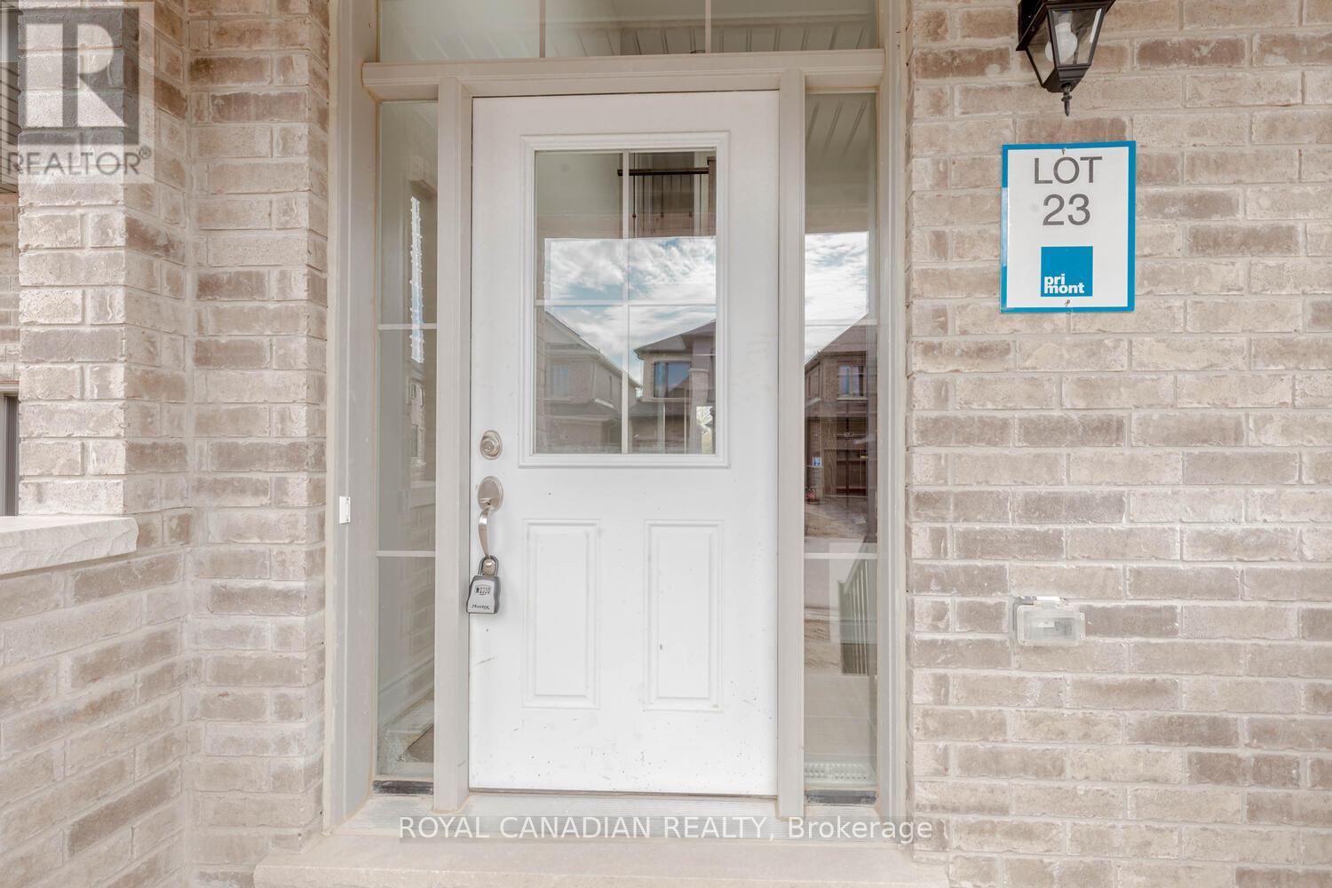 Photo 18 of 617 Fullum Landing, Milton ON