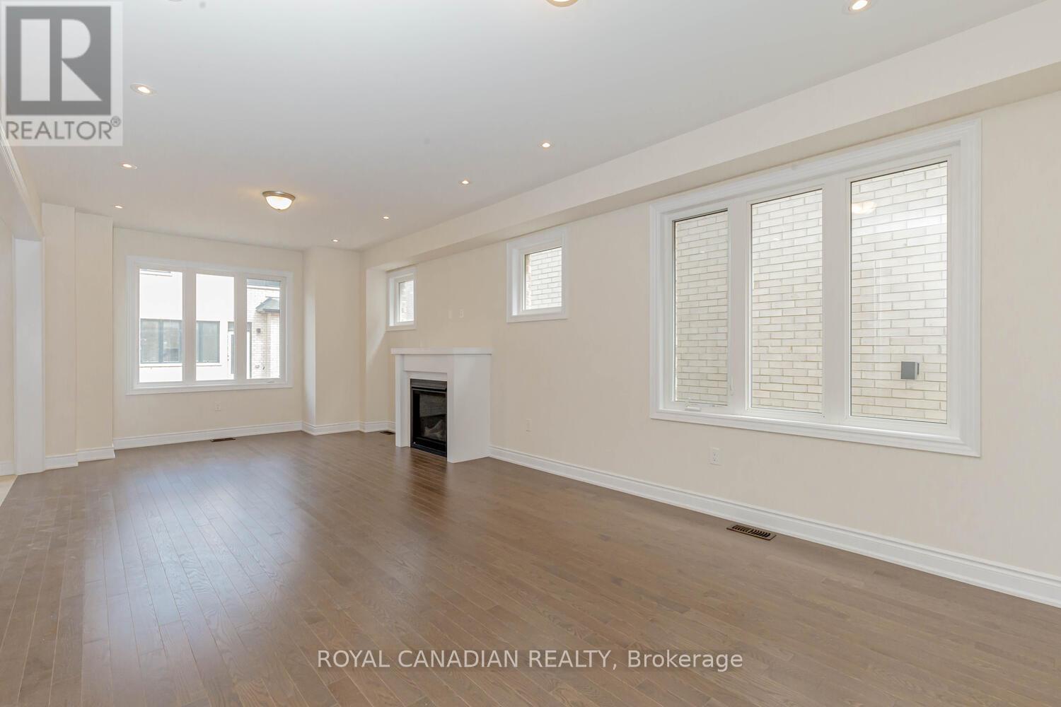 Photo 9 of 617 Fullum Landing, Milton ON
