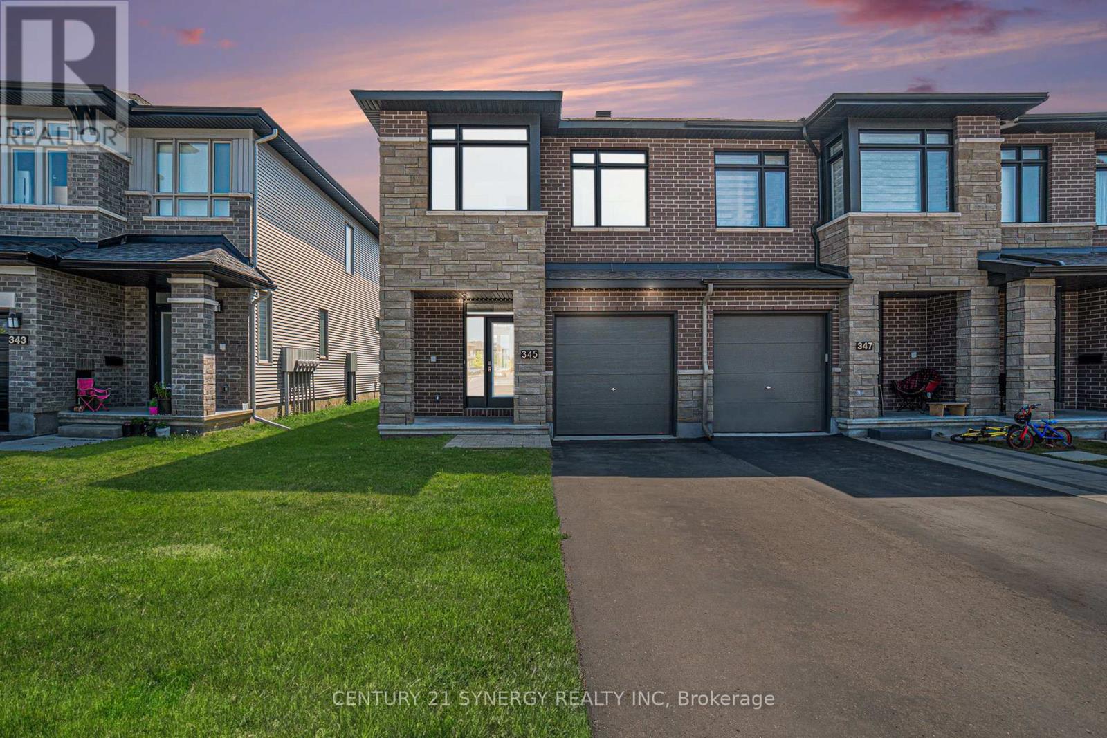 End Unit, Extra Windows, Extra Yard
