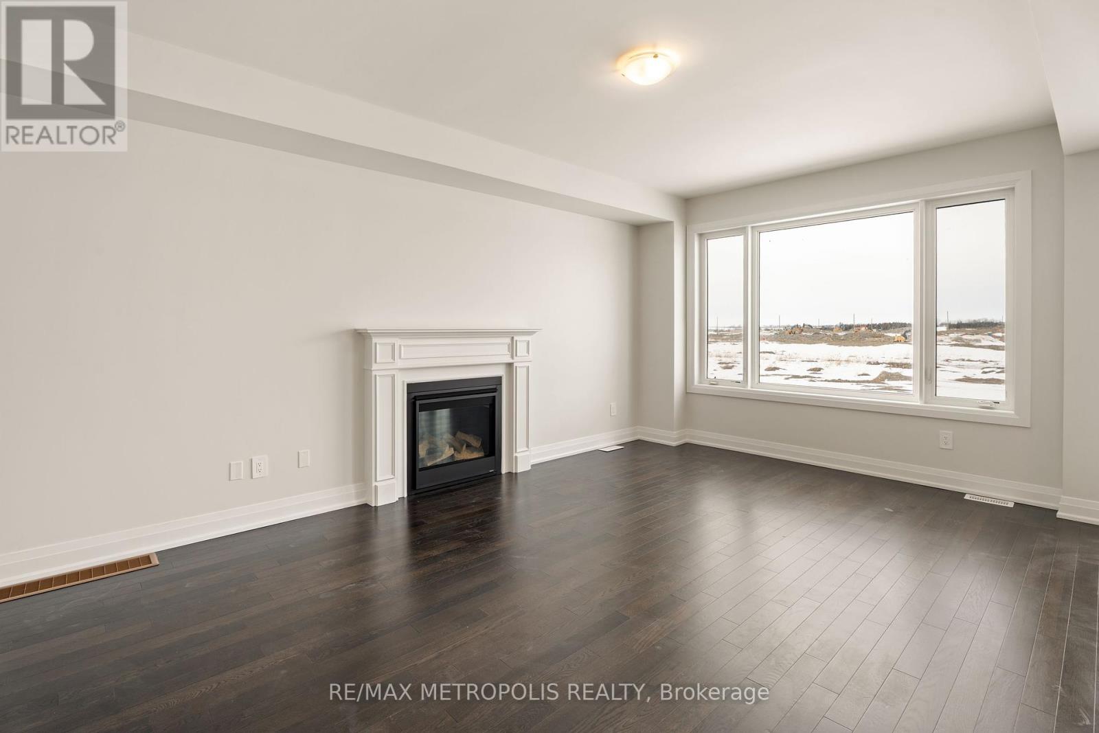 Photo 19 of 110 Butler Boulevard, Kawartha Lakes ON