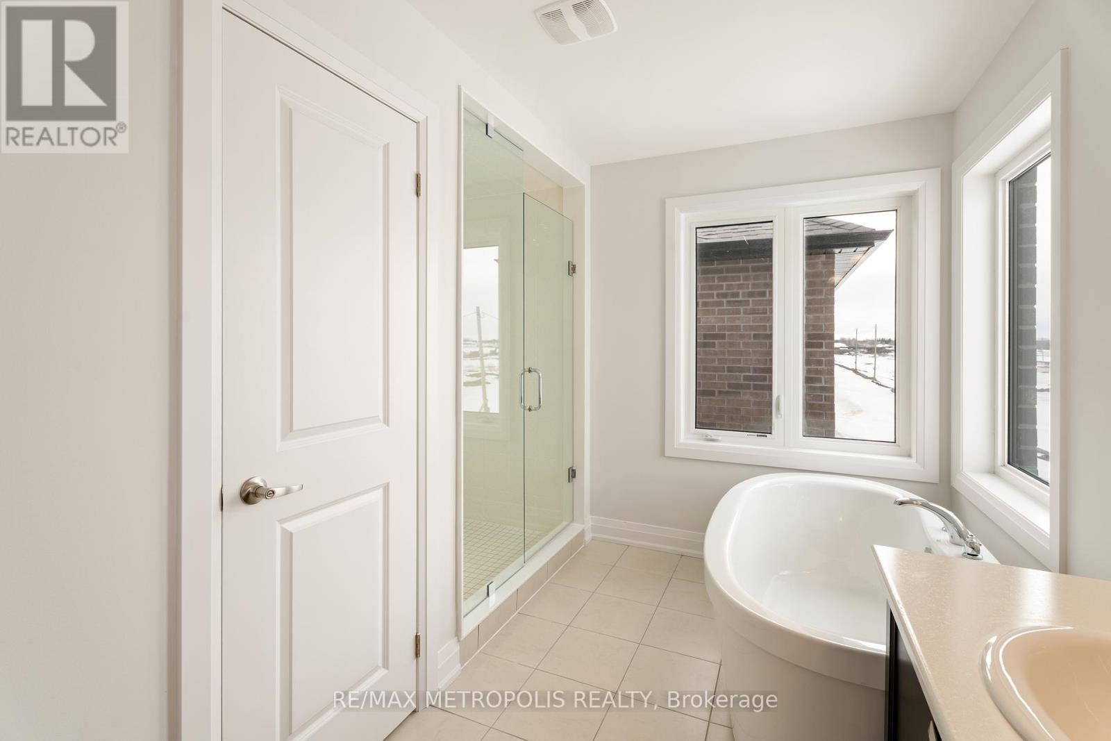 Photo 43 of 110 Butler Boulevard, Kawartha Lakes ON