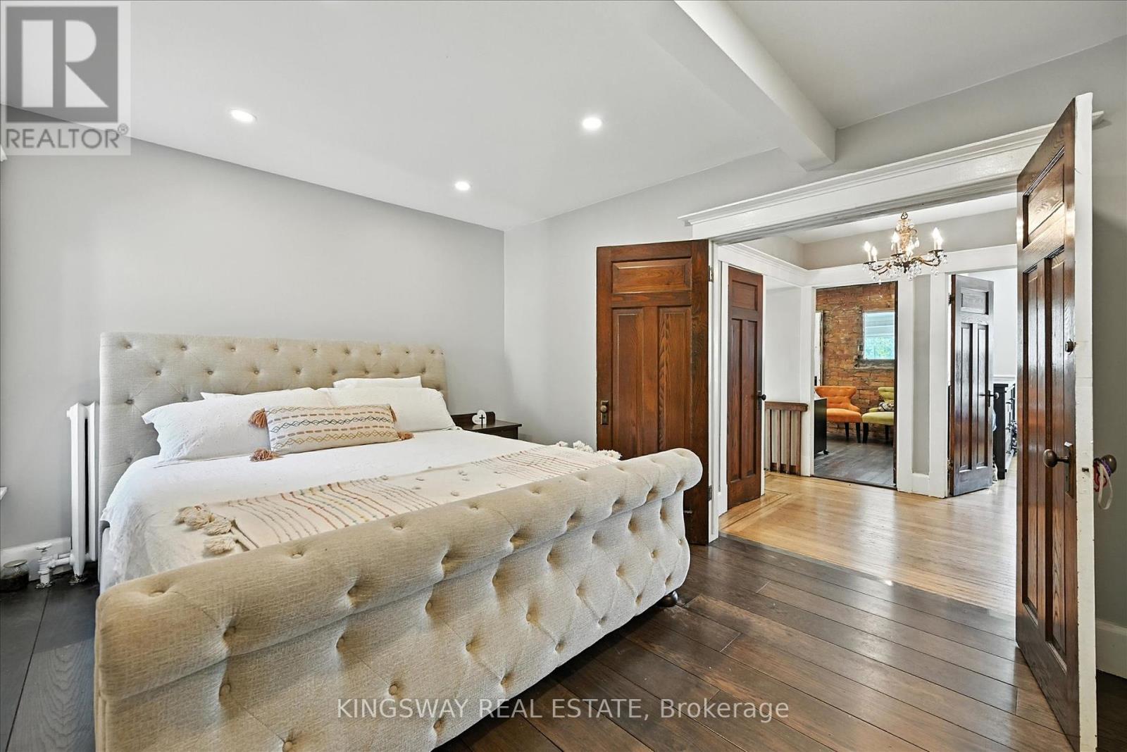 Photo 16 of 77 Proctor Boulevard, Hamilton ON