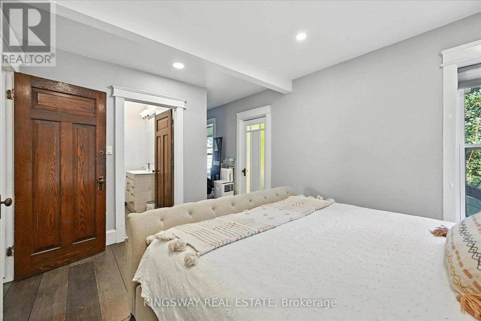 Photo 20 of 77 Proctor Boulevard, Hamilton ON