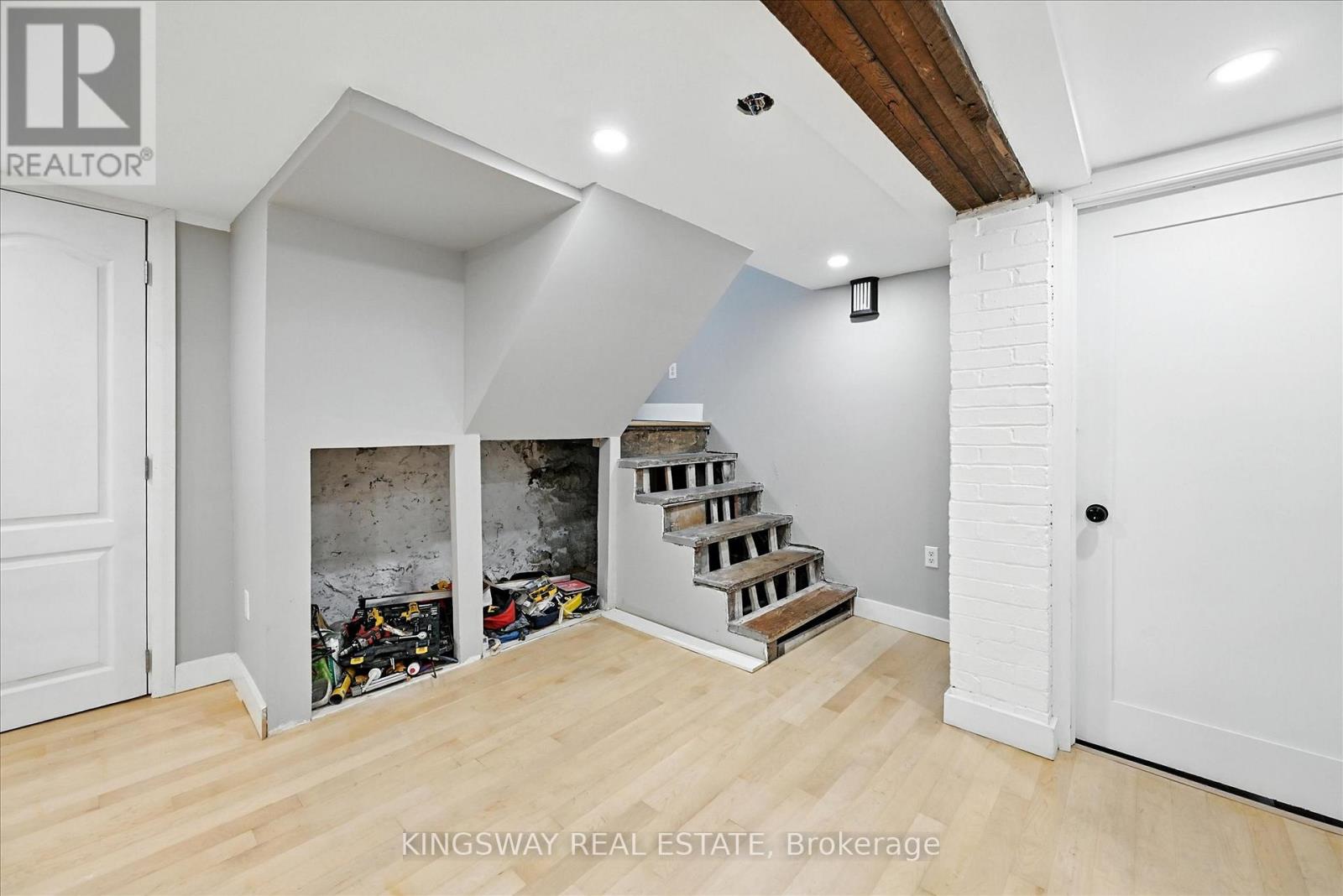 Photo 40 of 77 Proctor Boulevard, Hamilton ON