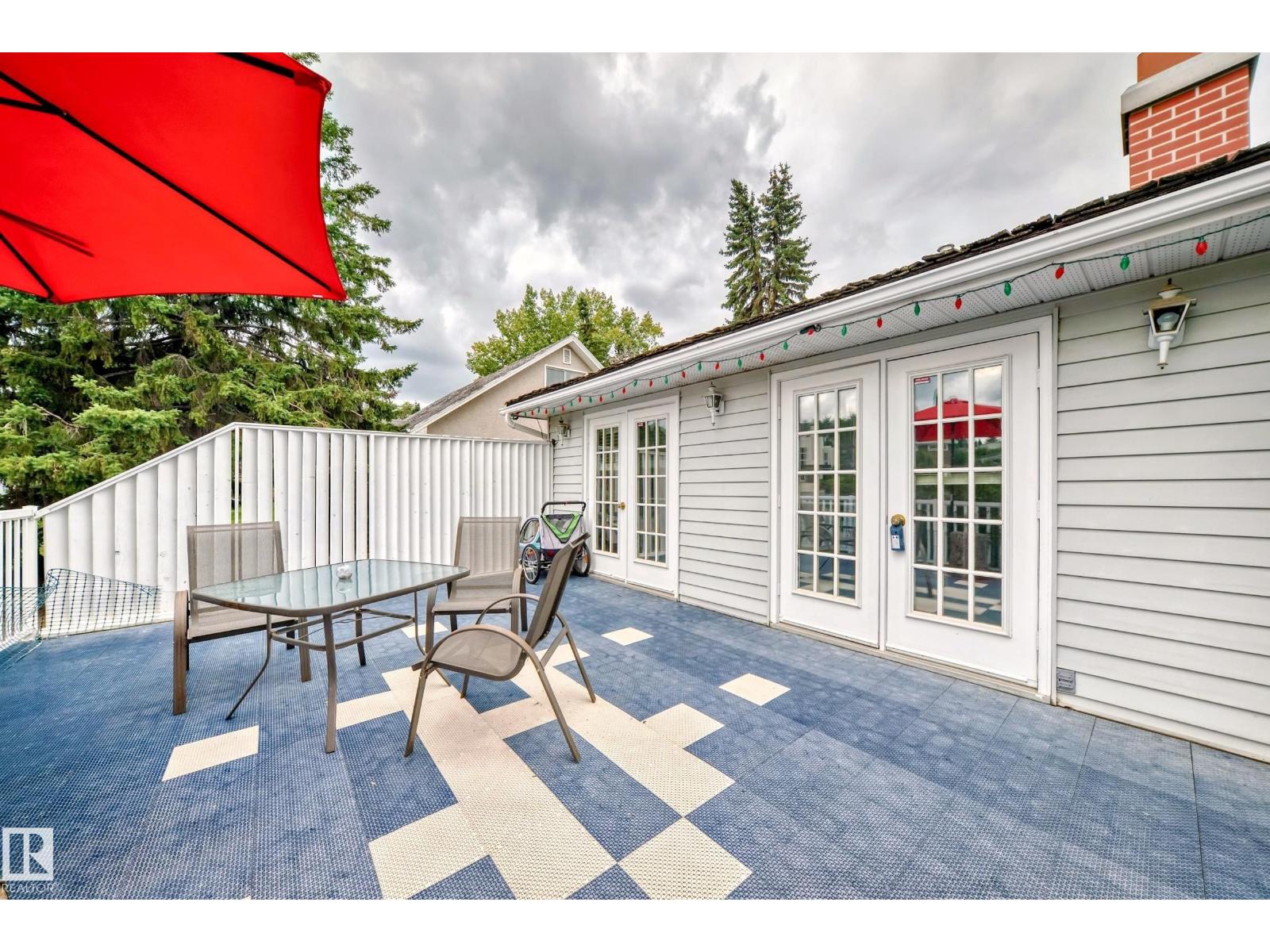 Photo 2 of 6504 109 B Av Nw Nw, Edmonton AB