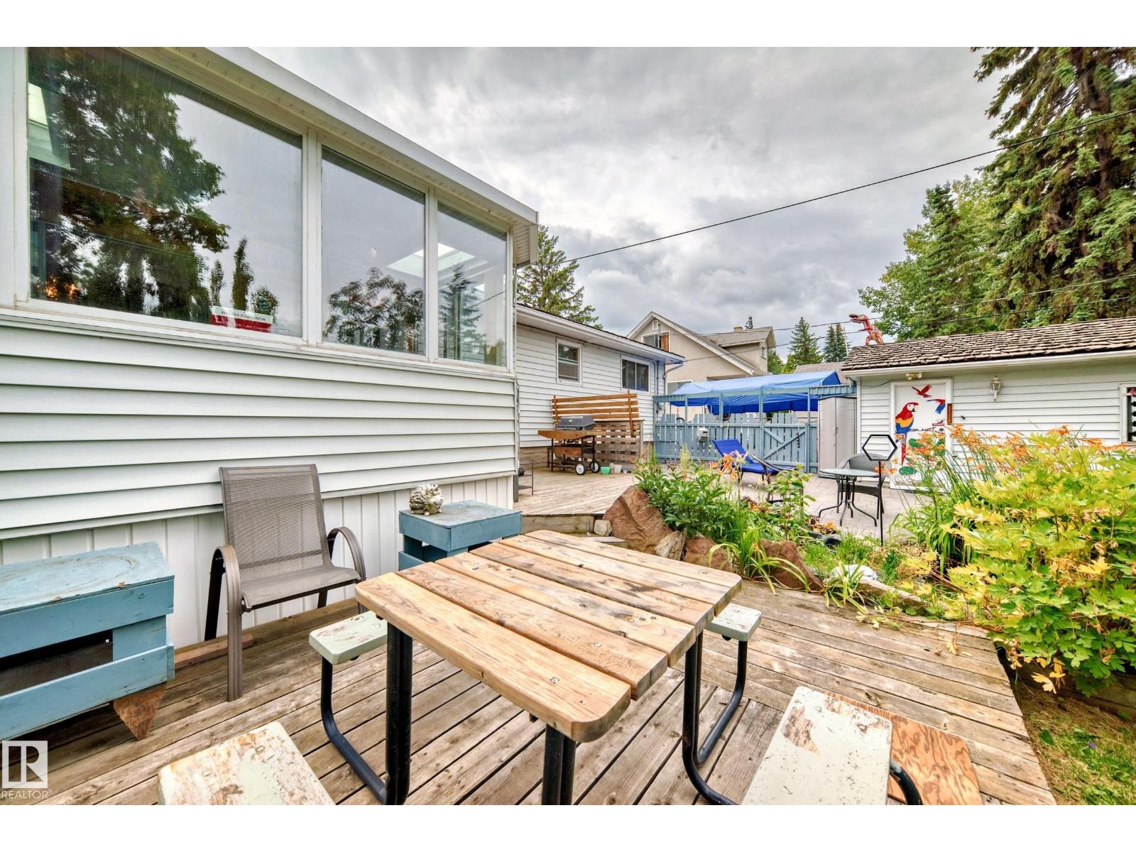 Photo 34 of 6504 109 B Av Nw Nw, Edmonton AB