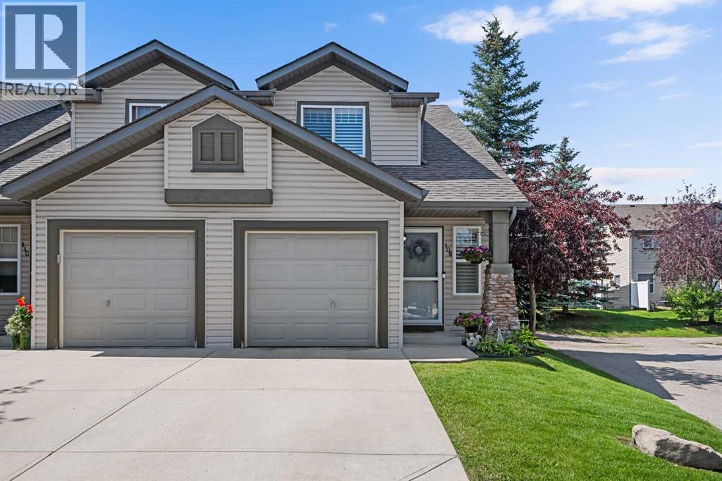 Single Family House for Sale in  Everstone Place SW Evergreen Calgary 