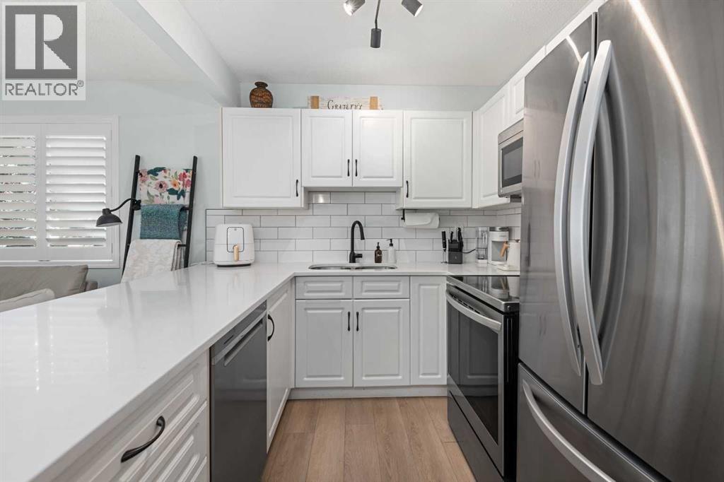 Single Family House for Sale in  Everstone Place SW Evergreen Calgary 