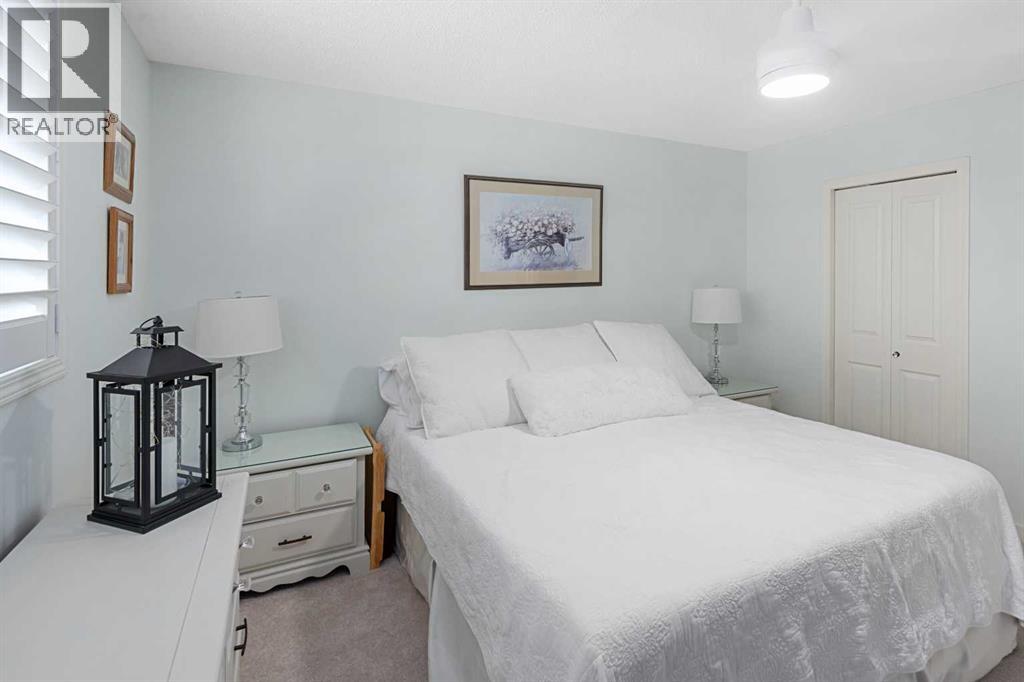 Single Family House for Sale in  Everstone Place SW Evergreen Calgary 