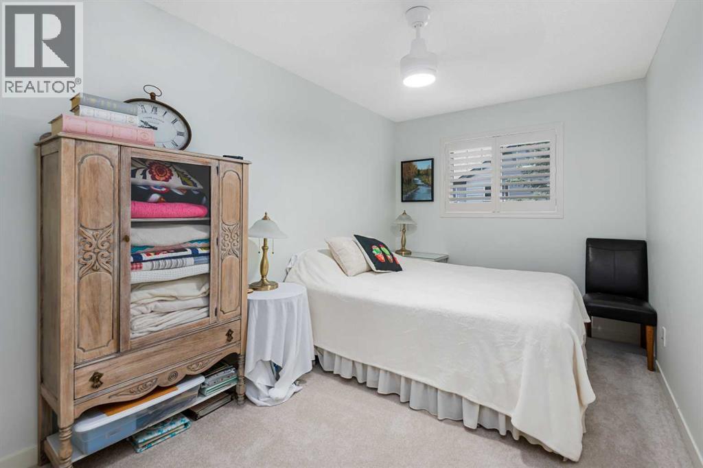 Single Family House for Sale in  Everstone Place SW Evergreen Calgary 