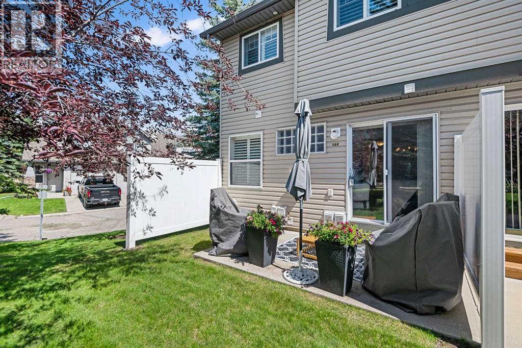 Single Family House for Sale in  Everstone Place SW Evergreen Calgary 