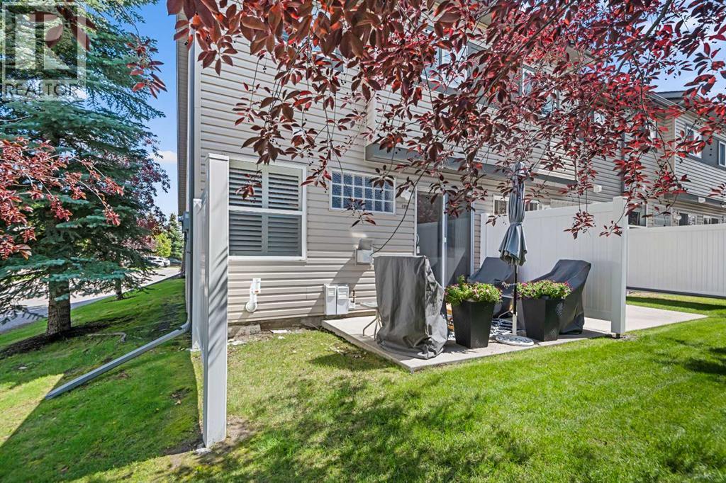 Single Family House for Sale in  Everstone Place SW Evergreen Calgary 