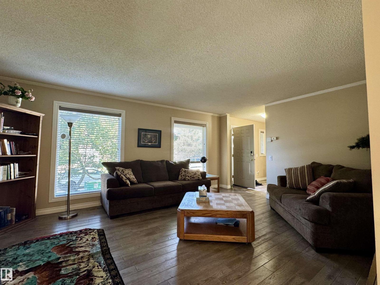 Photo 1 of 240 Waygood Rd Nw, Edmonton AB