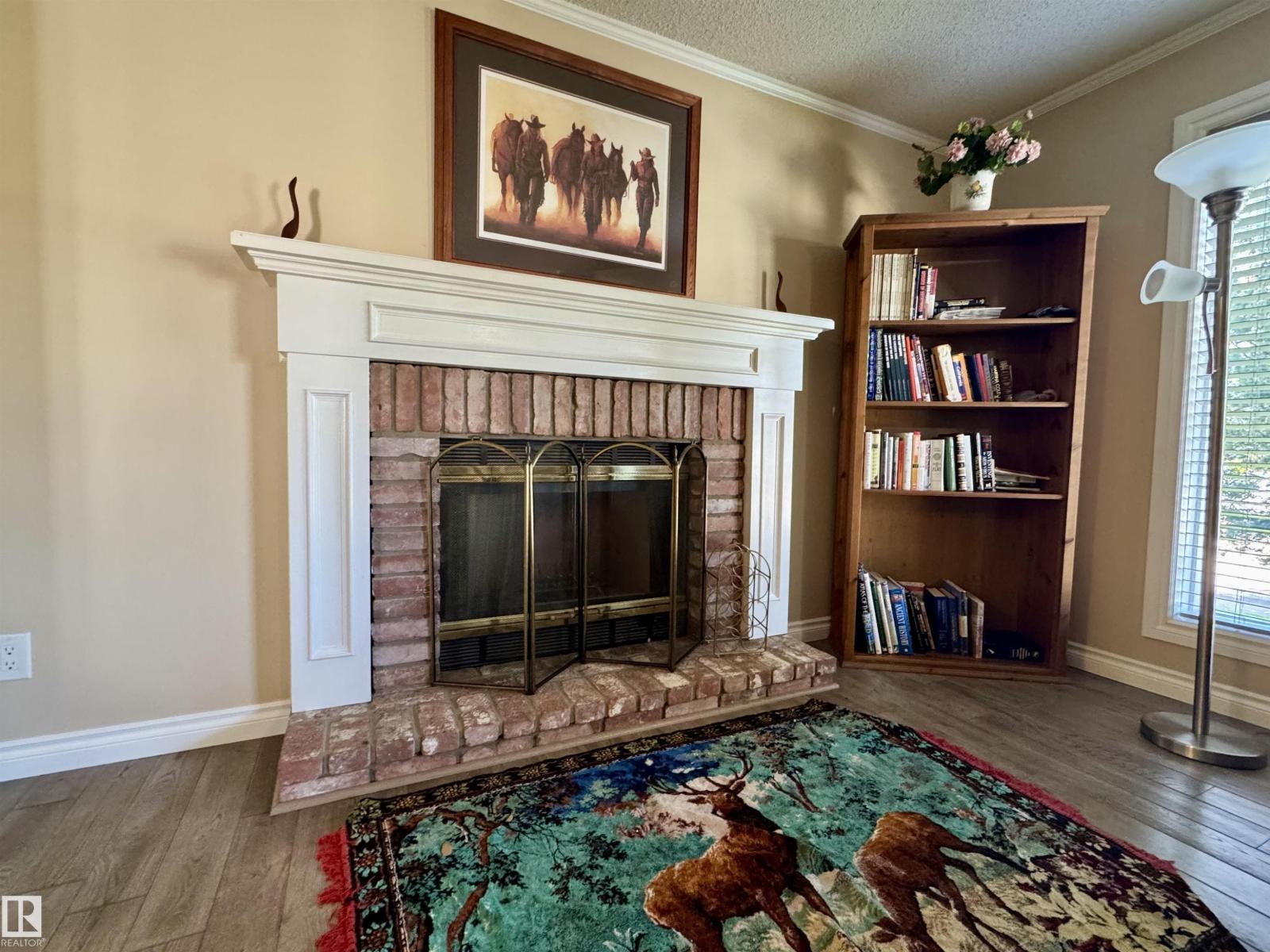 Photo 18 of 240 Waygood Rd Nw, Edmonton AB