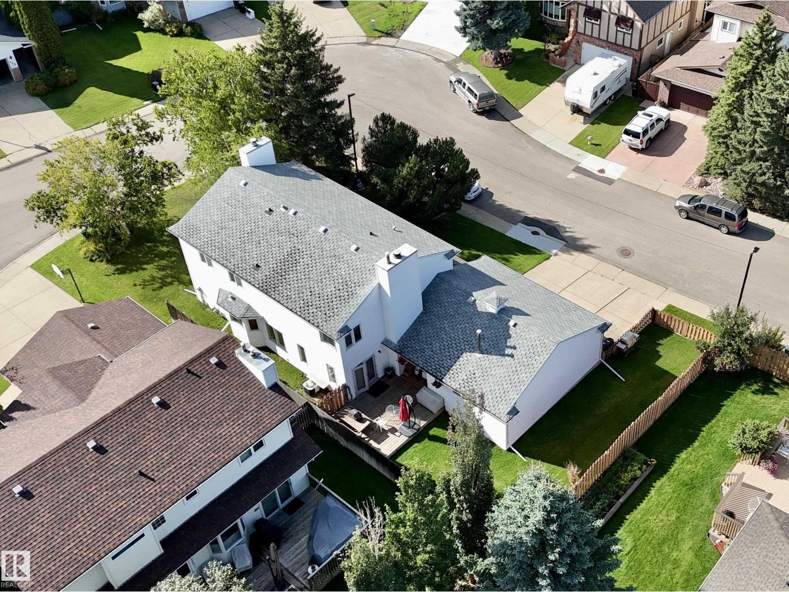 Photo 12 of 240 Waygood Rd Nw, Edmonton AB